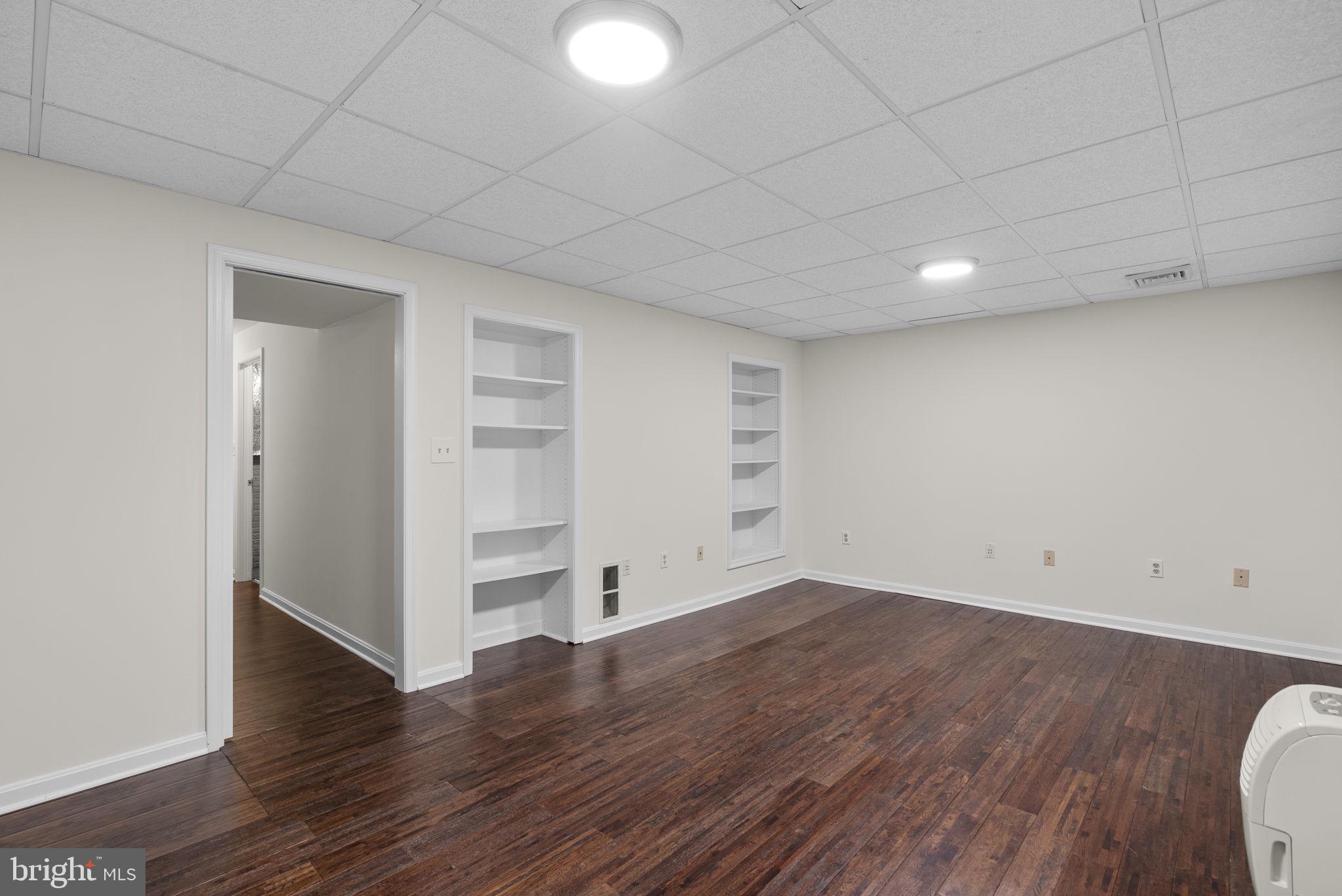 HADLEY FARMS - Residential