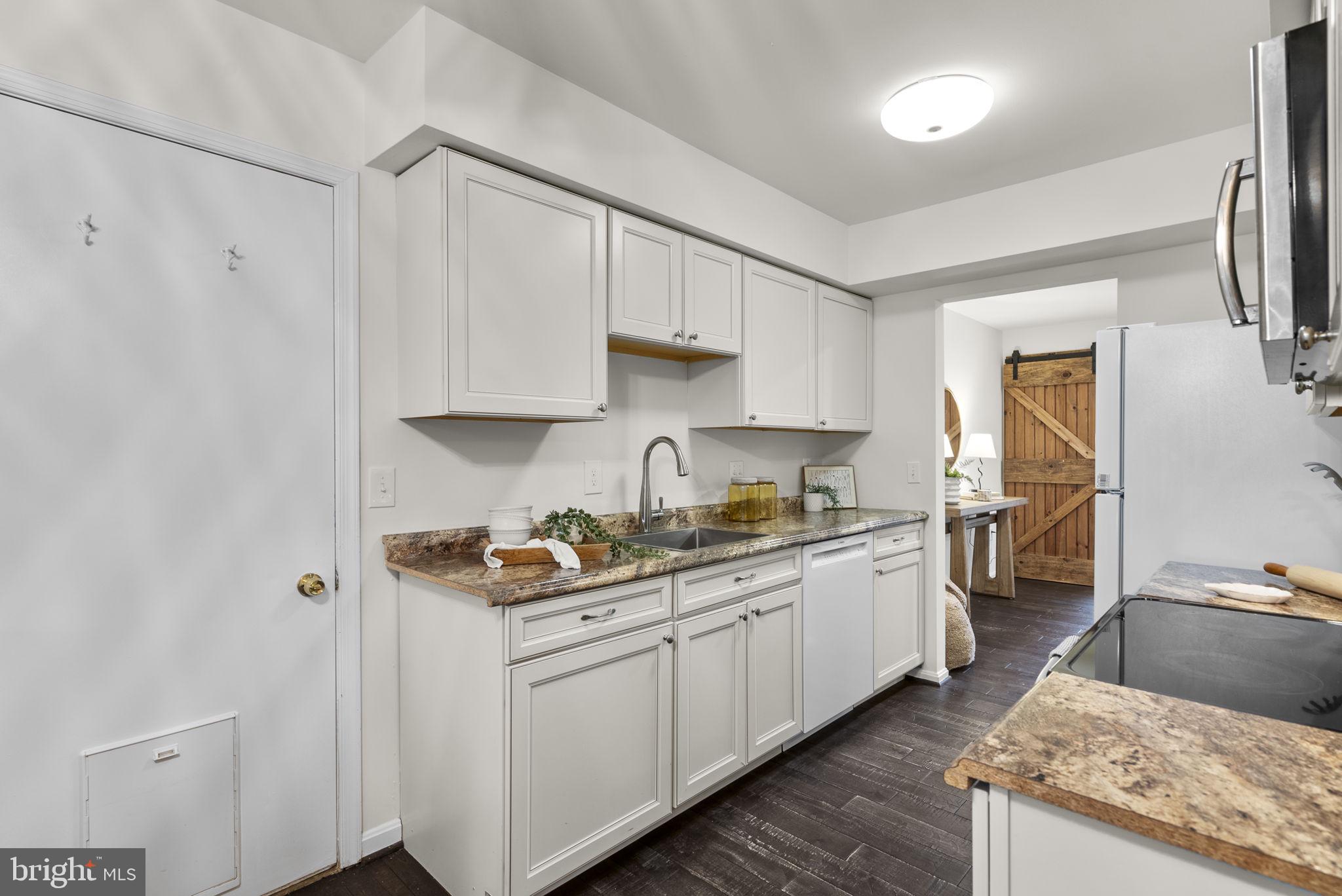 HADLEY FARMS - Residential