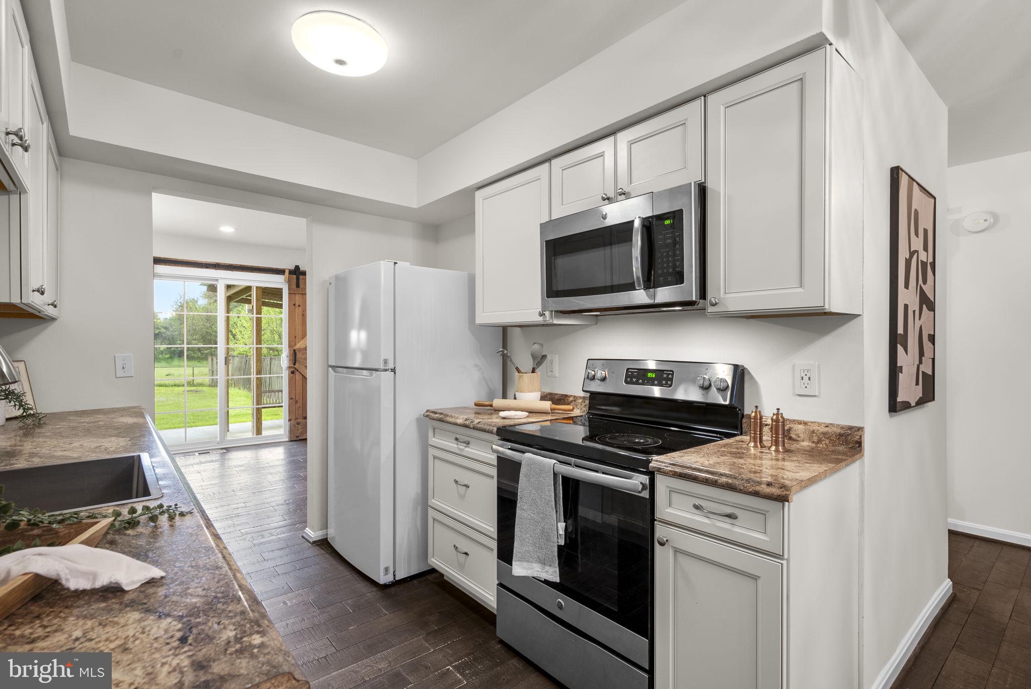 HADLEY FARMS - Residential