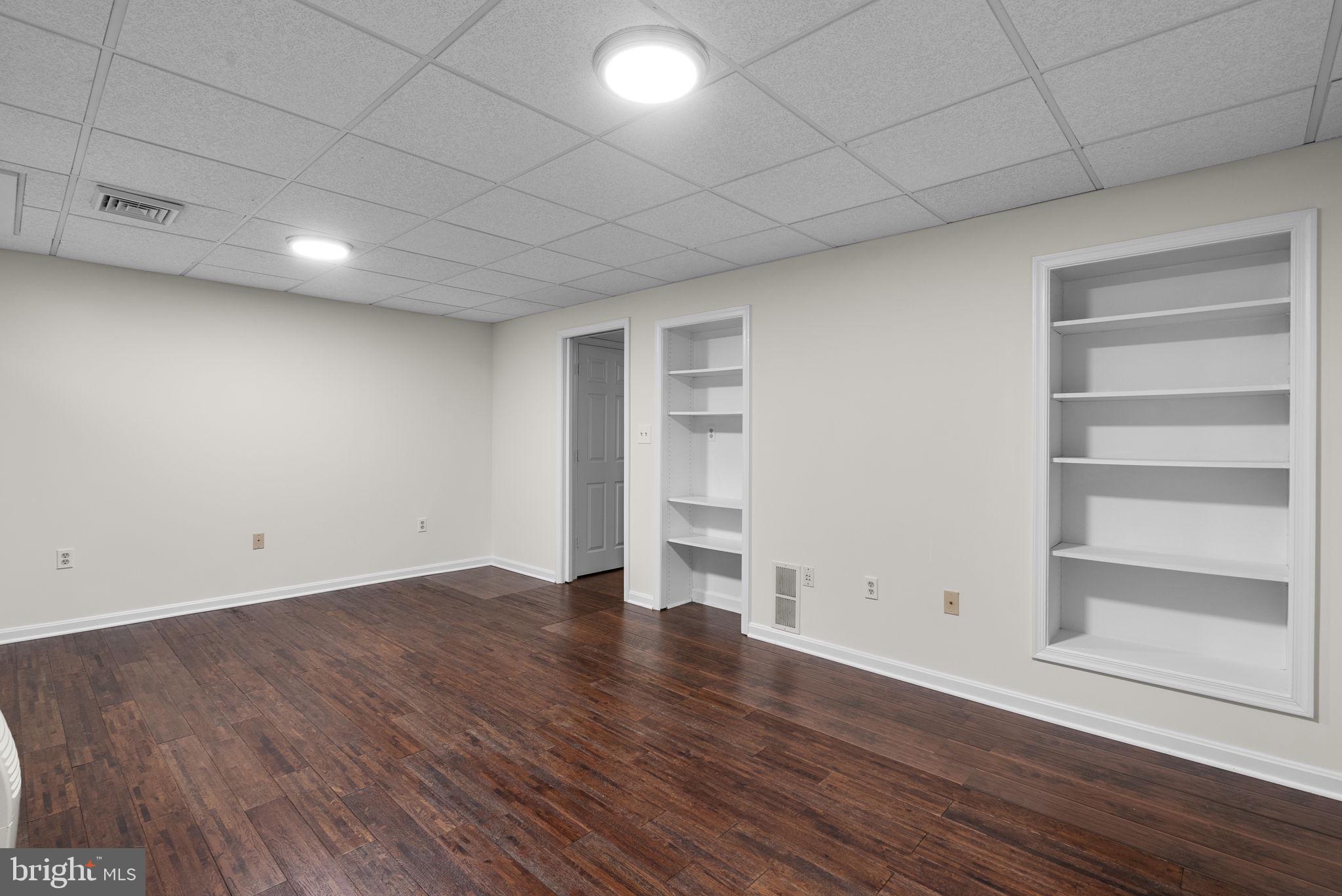 HADLEY FARMS - Residential