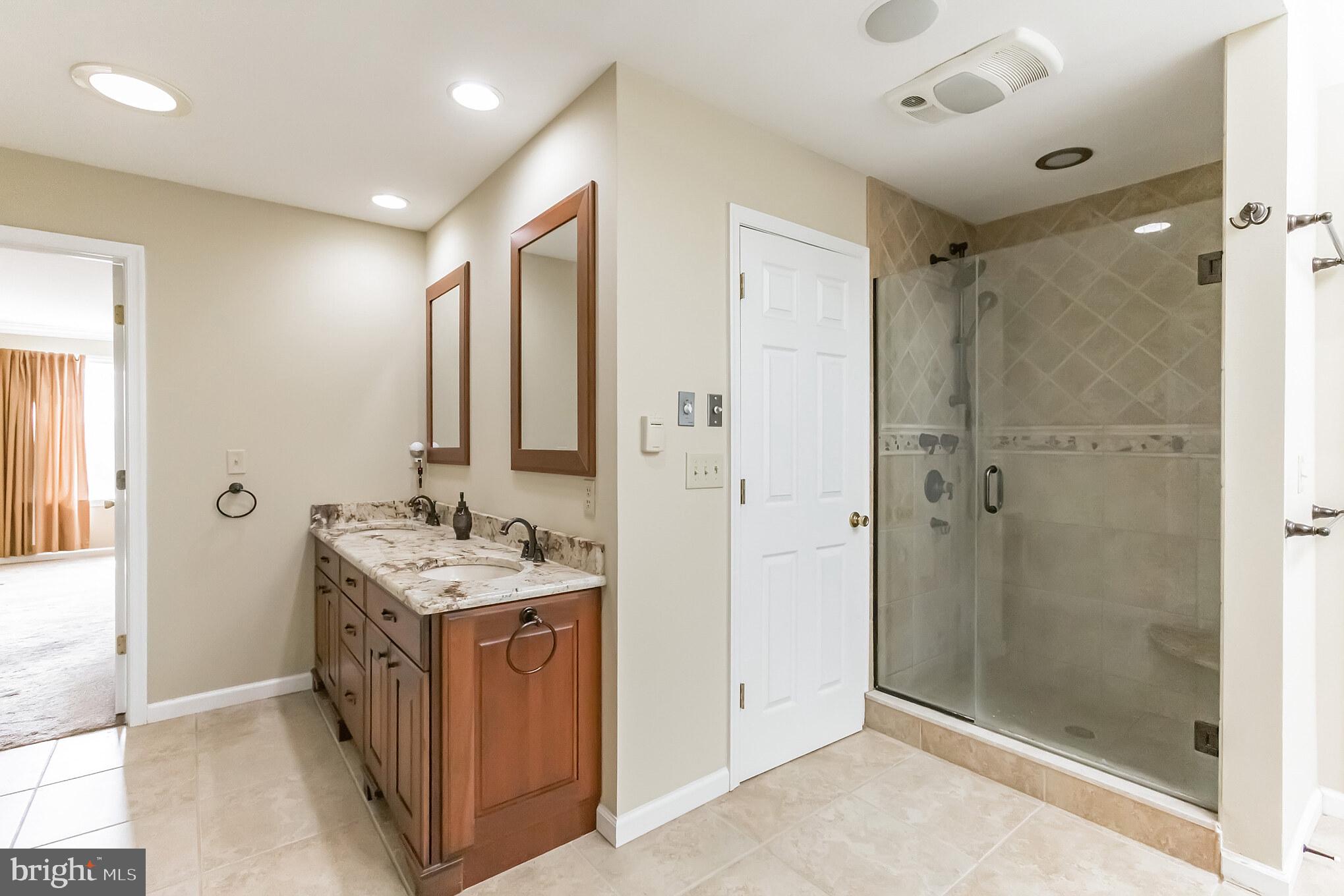 PENNINGTONVILLE MEADOWS - Residential