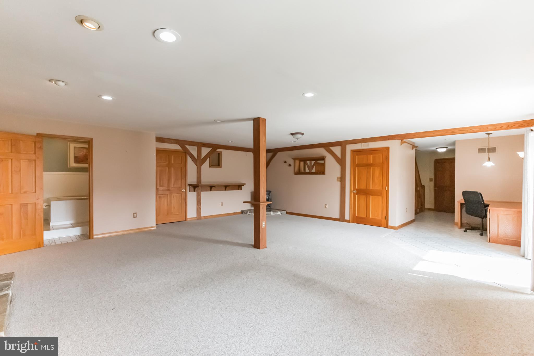 PENNINGTONVILLE MEADOWS - Residential