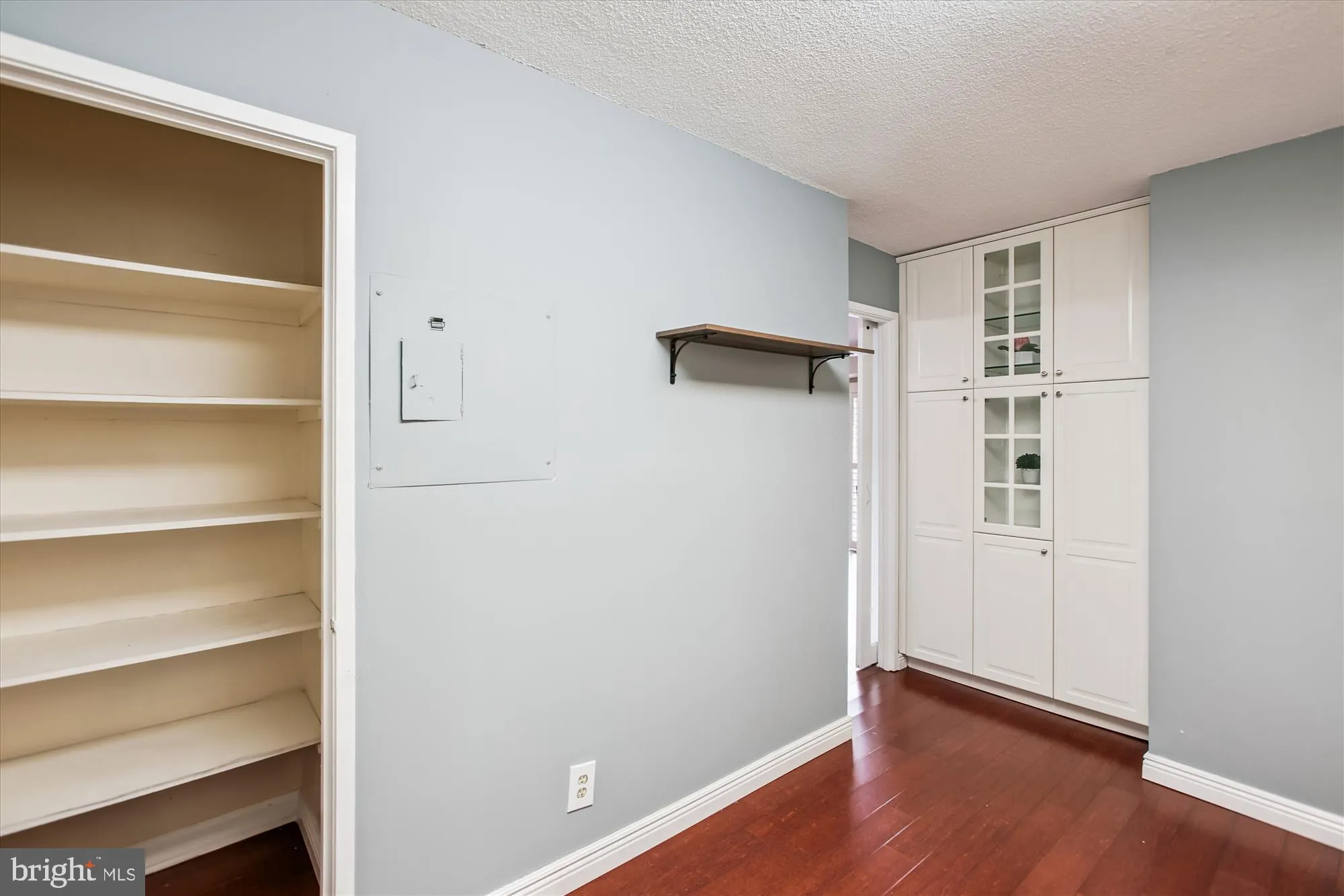 Alexandria, Virginia 22304, United States, 2 Bedrooms Bedrooms, ,2 BathroomsBathrooms,Residential,Active,198100