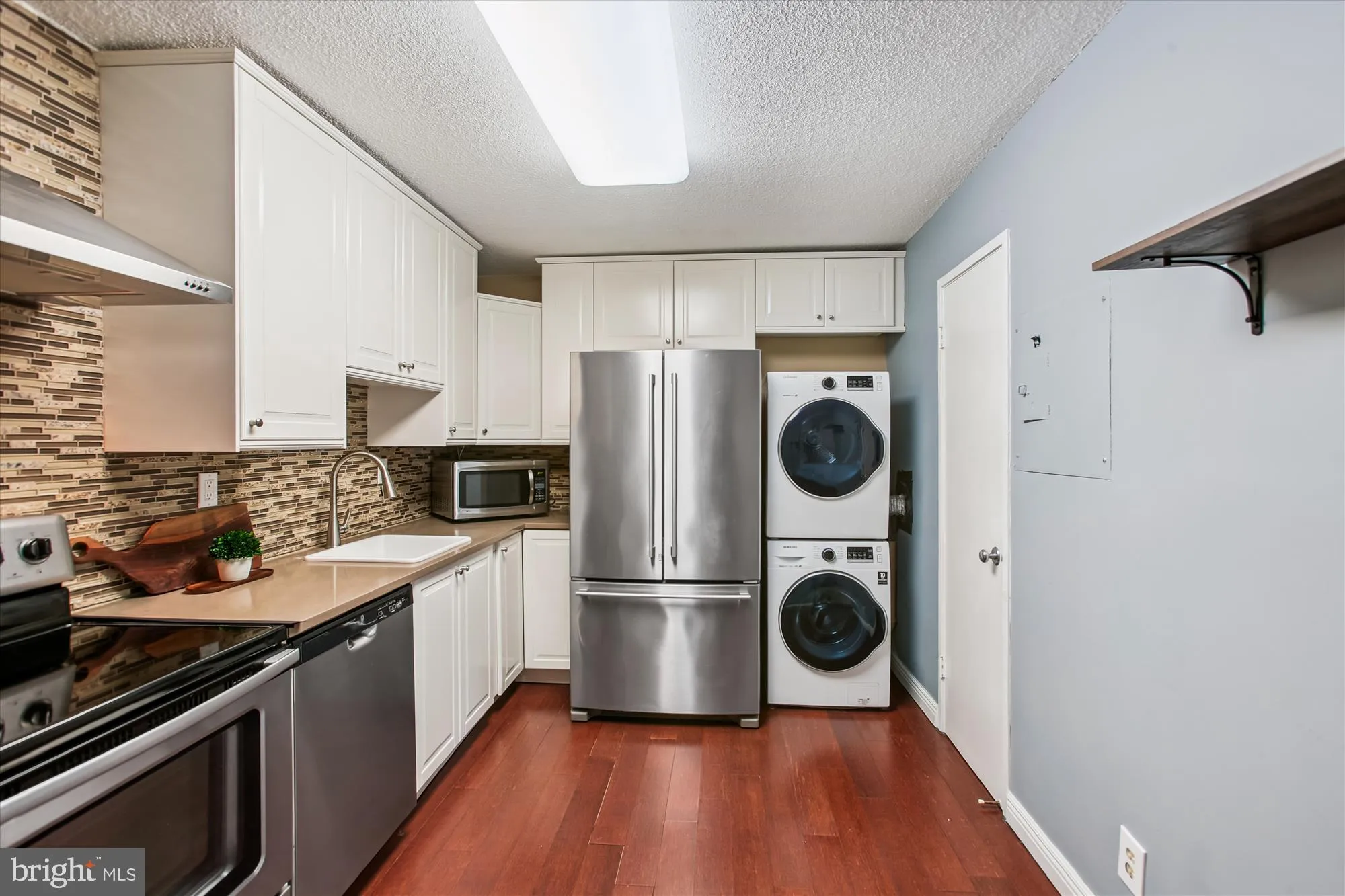 Alexandria, Virginia 22304, United States, 2 Bedrooms Bedrooms, ,2 BathroomsBathrooms,Residential,Active,198100