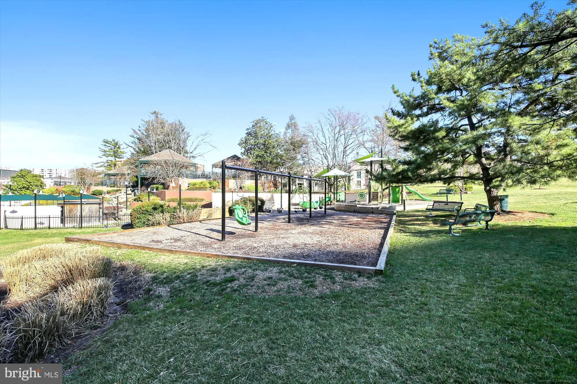 Alexandria, Virginia 22304, United States, 2 Bedrooms Bedrooms, ,2 BathroomsBathrooms,Residential,Active,198100