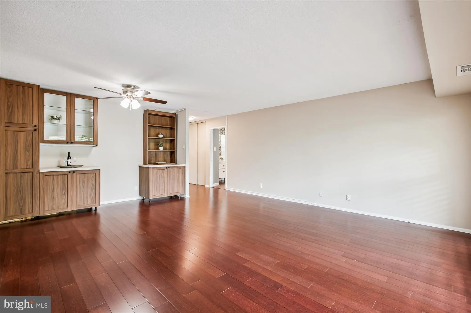 Alexandria, Virginia 22304, United States, 2 Bedrooms Bedrooms, ,2 BathroomsBathrooms,Residential,Active,198100