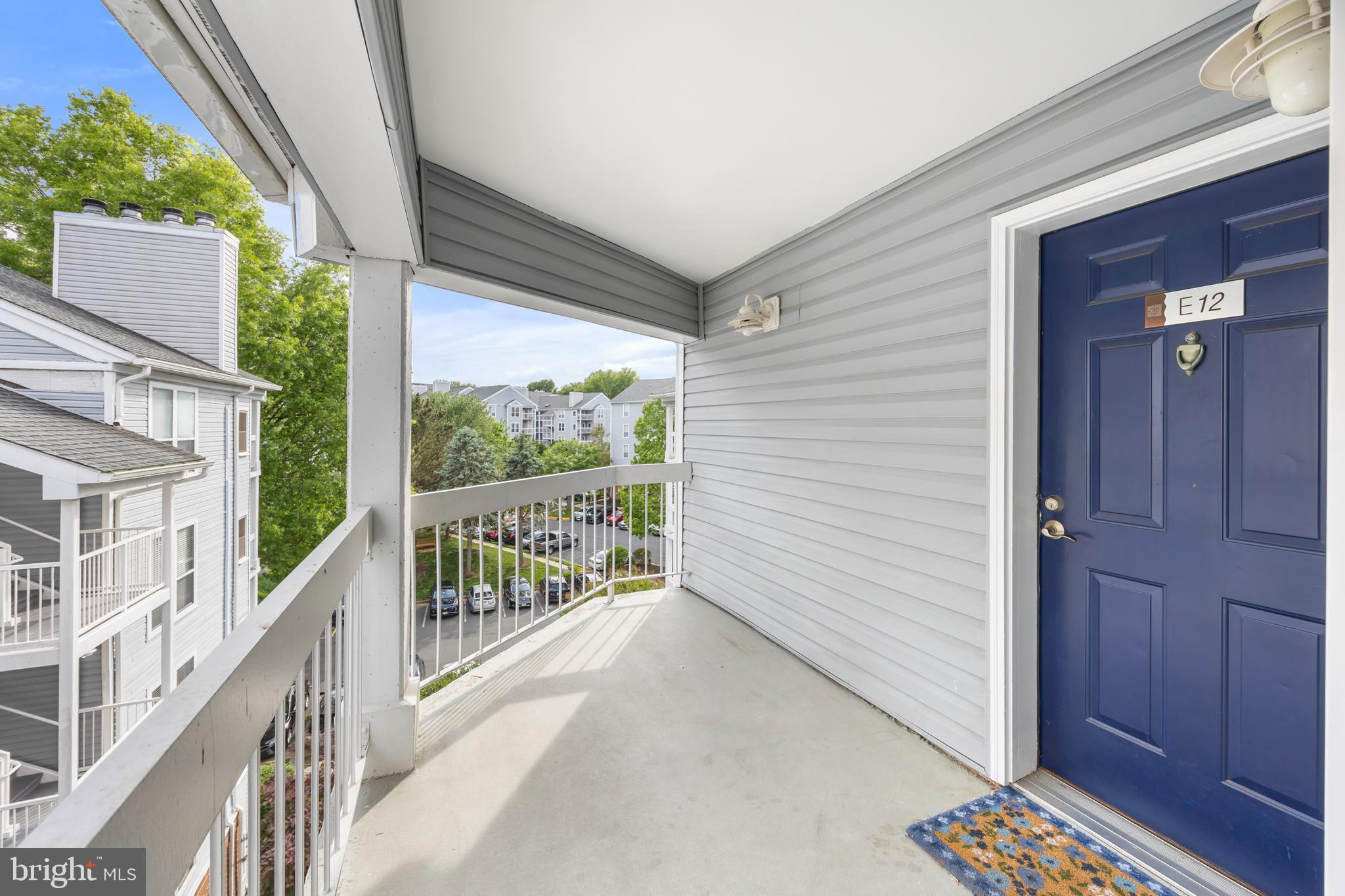 FOUR WINDS AT OAKTON - Residential