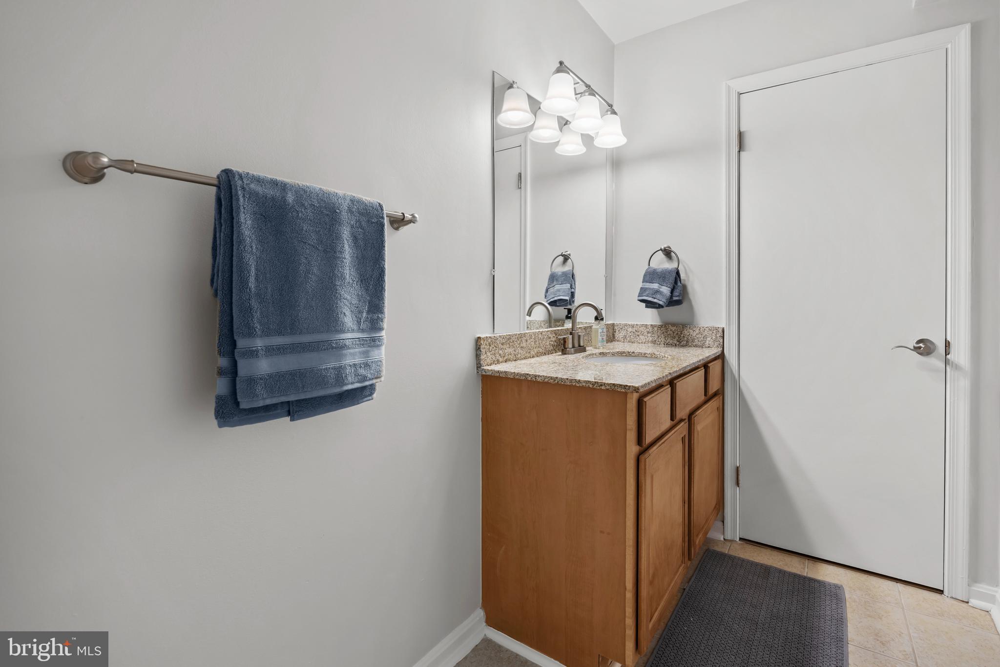 FOUR WINDS AT OAKTON - Residential