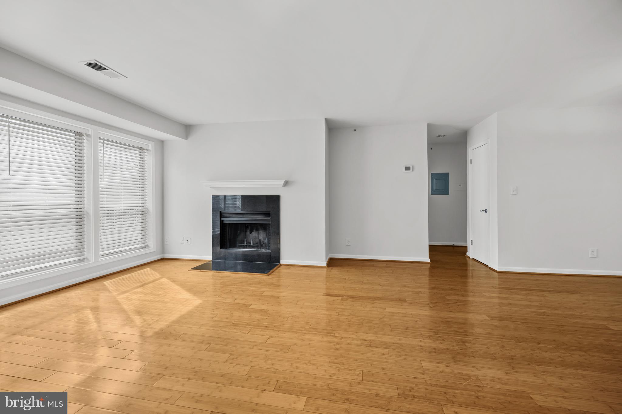 3175 SUMMIT SQUARE DRIVE 5-E12