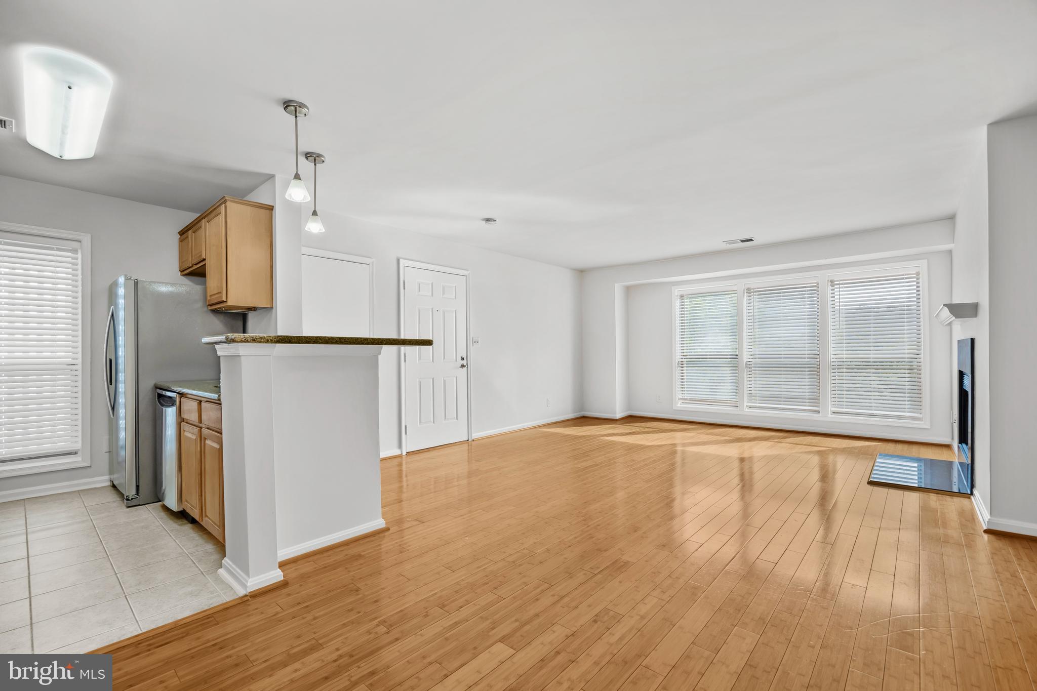 FOUR WINDS AT OAKTON - Residential