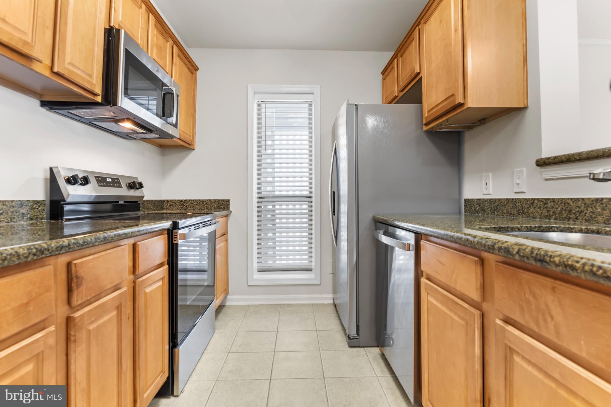 3175 SUMMIT SQUARE DRIVE 5-E12