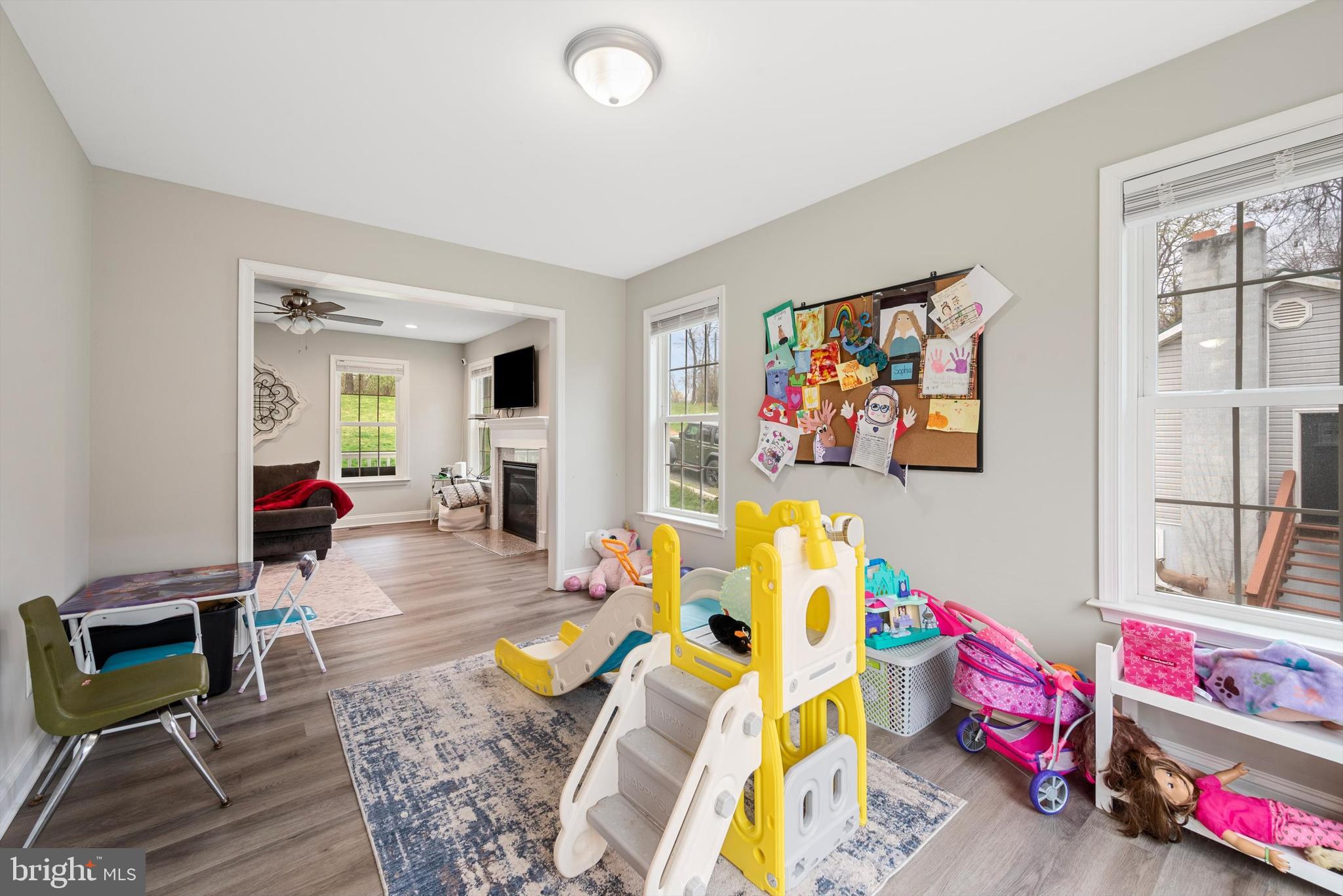 SHEN SHORES - Residential