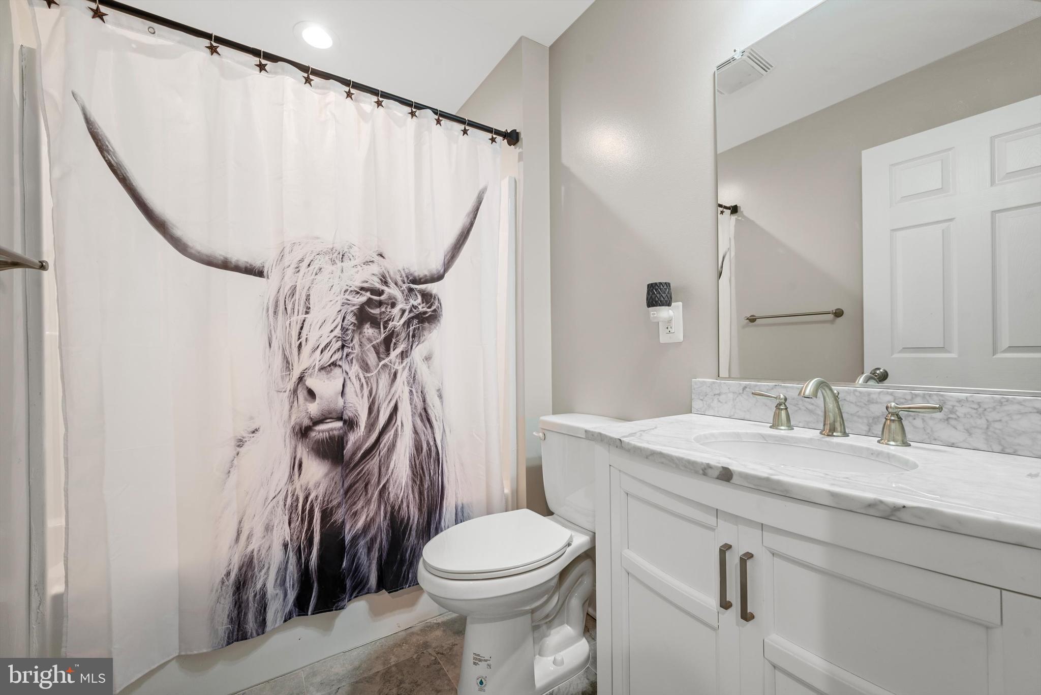 SHEN SHORES - Residential