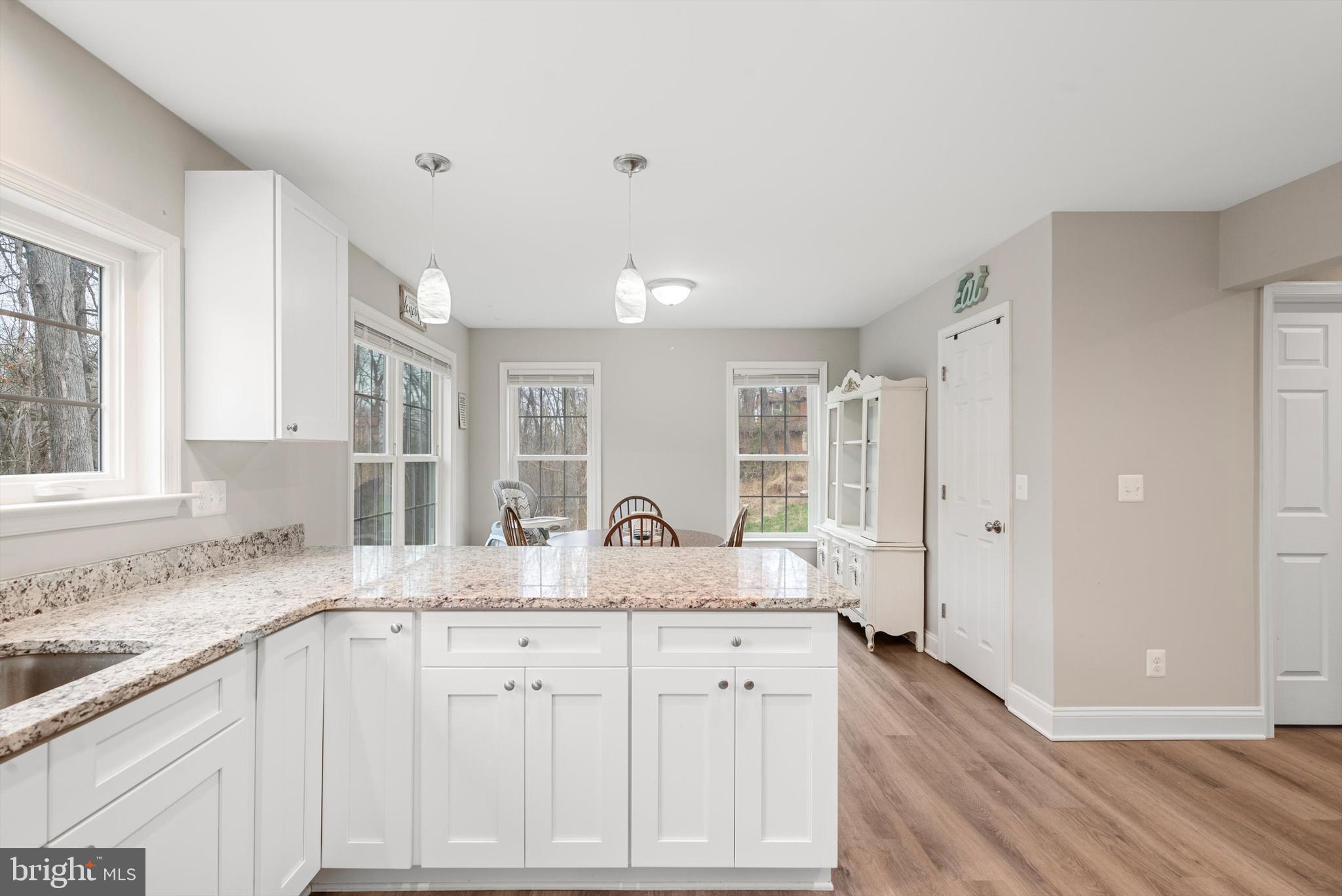 SHEN SHORES - Residential