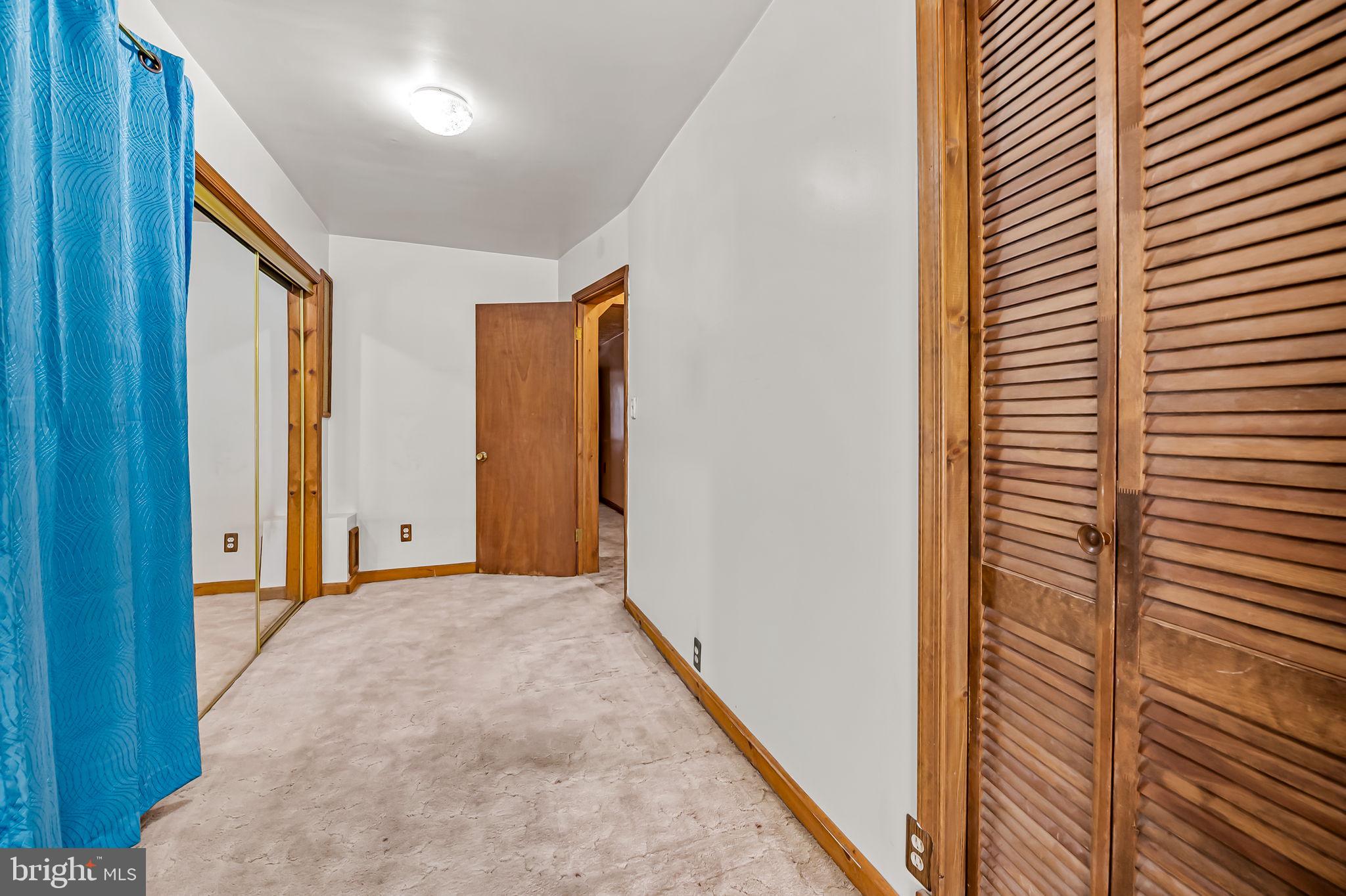 RIVERSIDE PARK - Residential