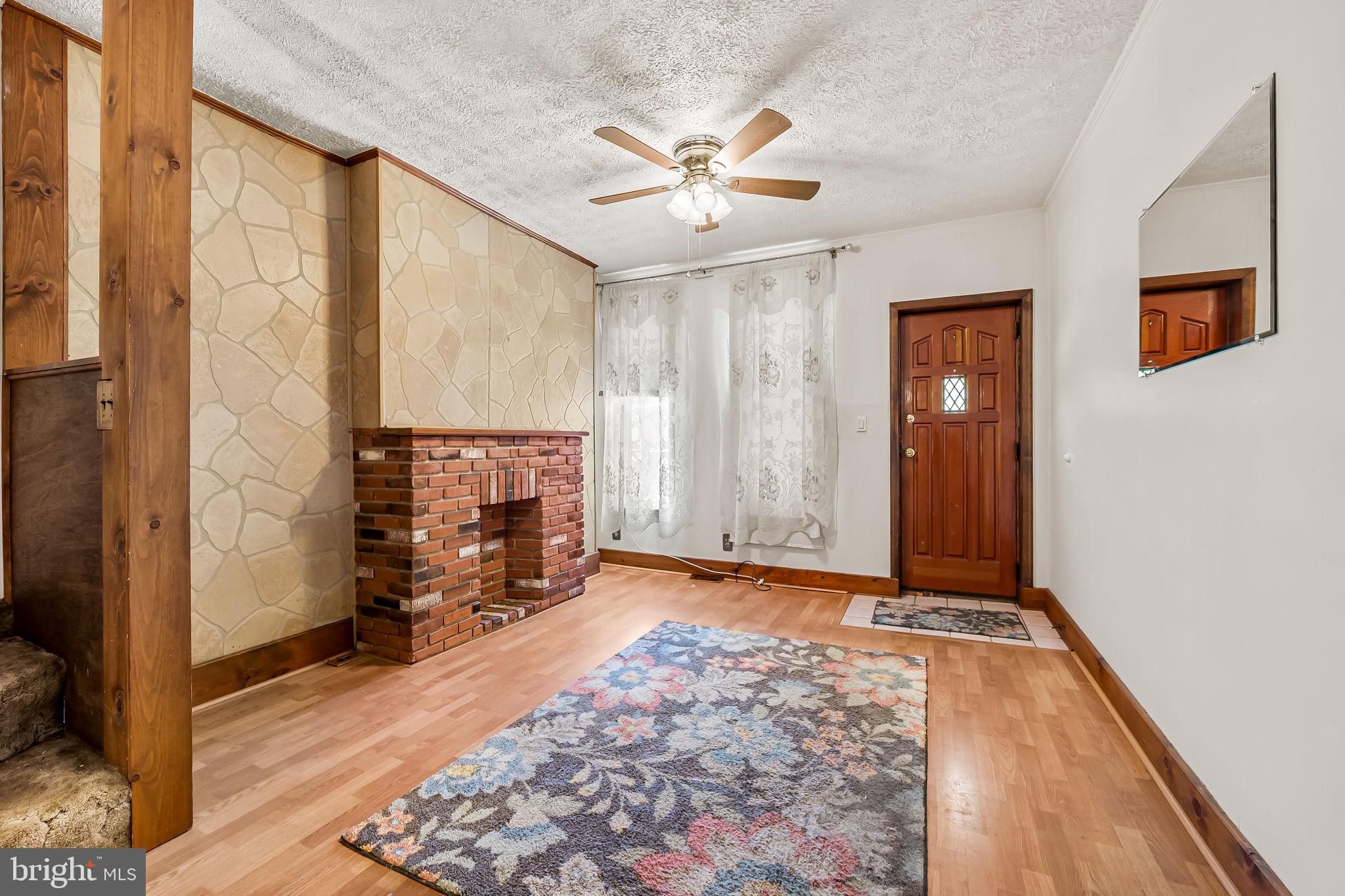RIVERSIDE PARK - Residential