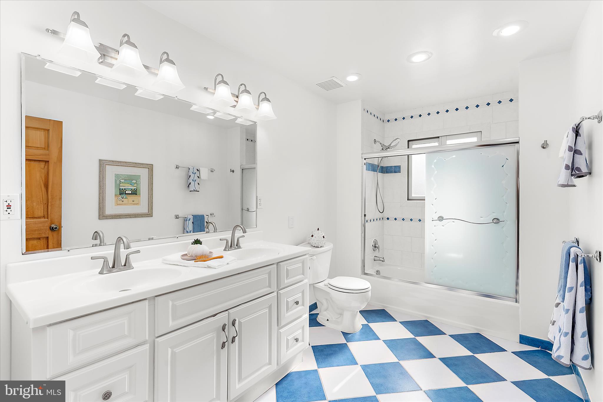 PARKWOOD - Residential