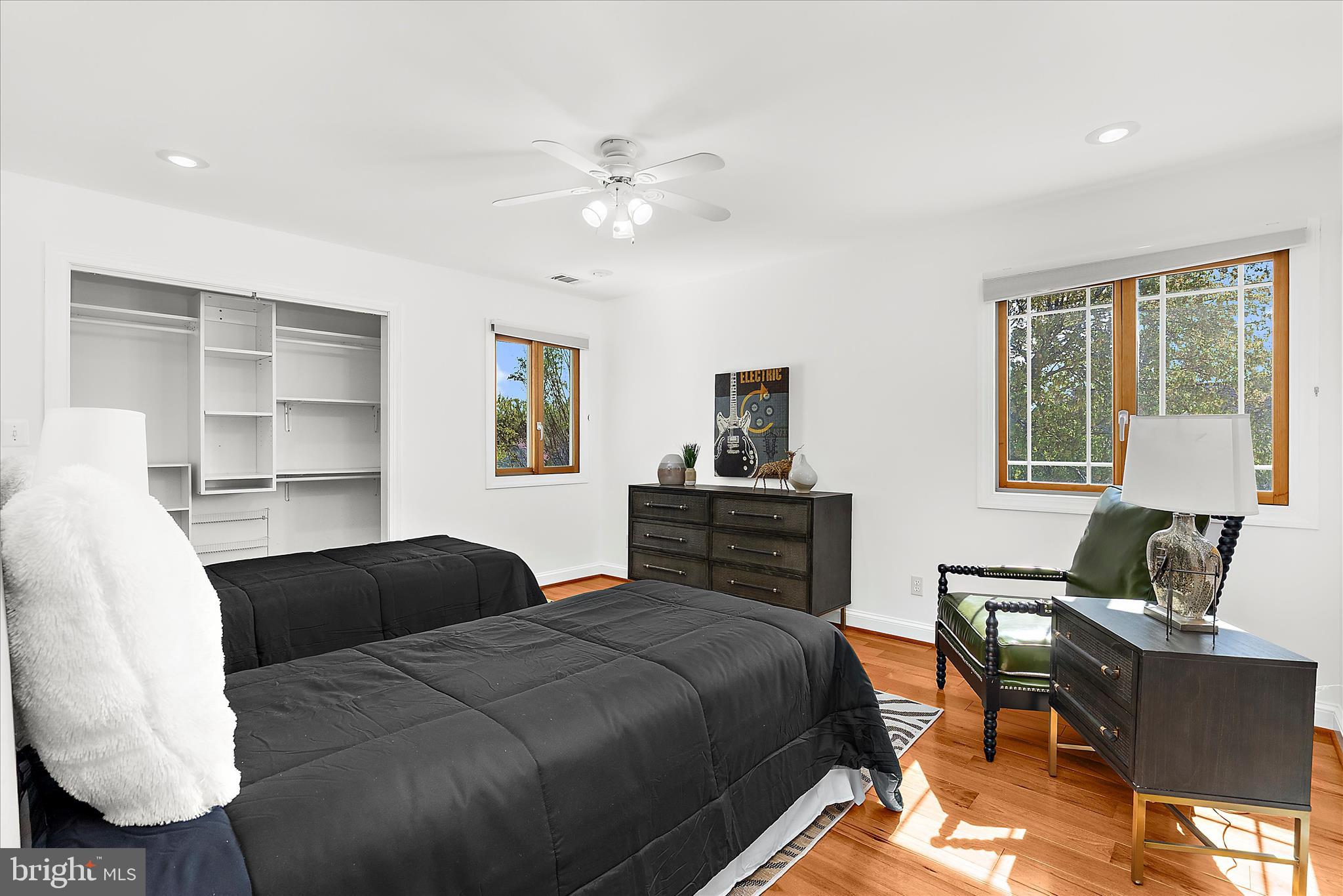 PARKWOOD - Residential