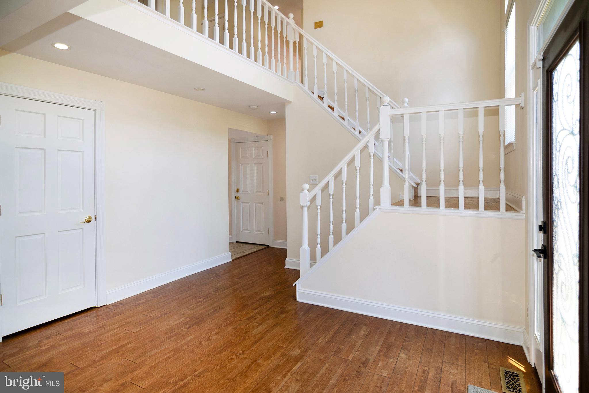 5 OLYMPIA LANE