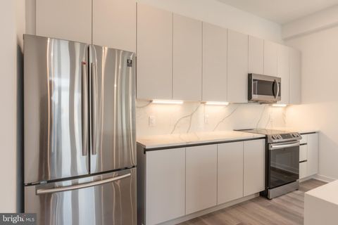 3120 W JEFFERSON STREET 402 PHILADELPHIA PA 19121