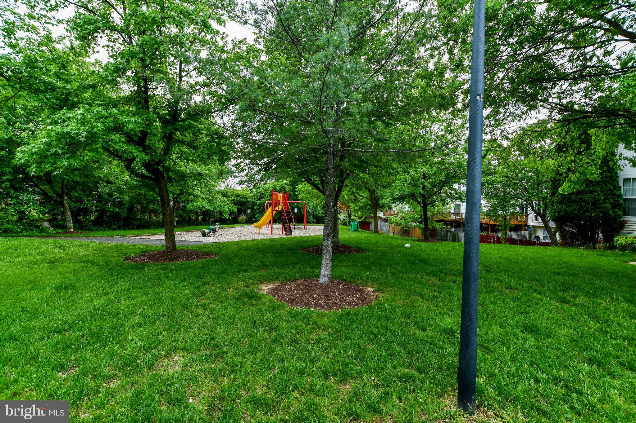 YORKSHIRE KNOLLS - Residential