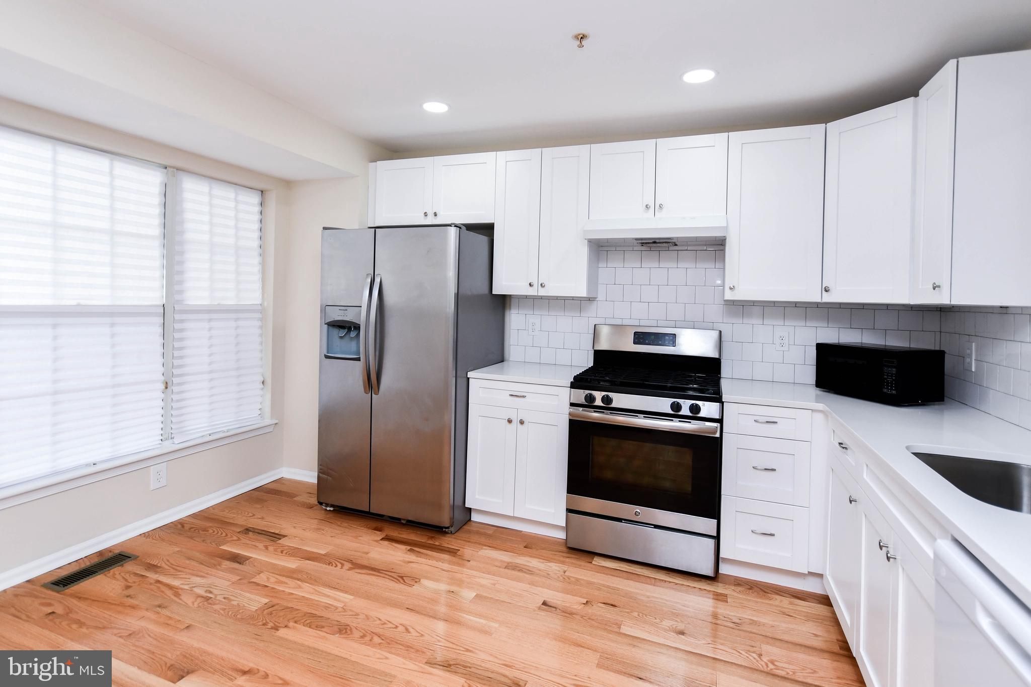 6910 OPAL PLACE