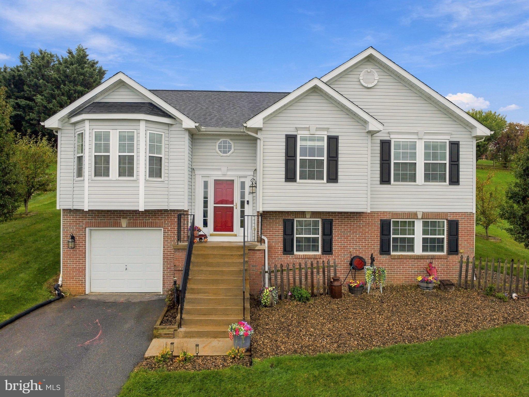 114 COLTON COURT