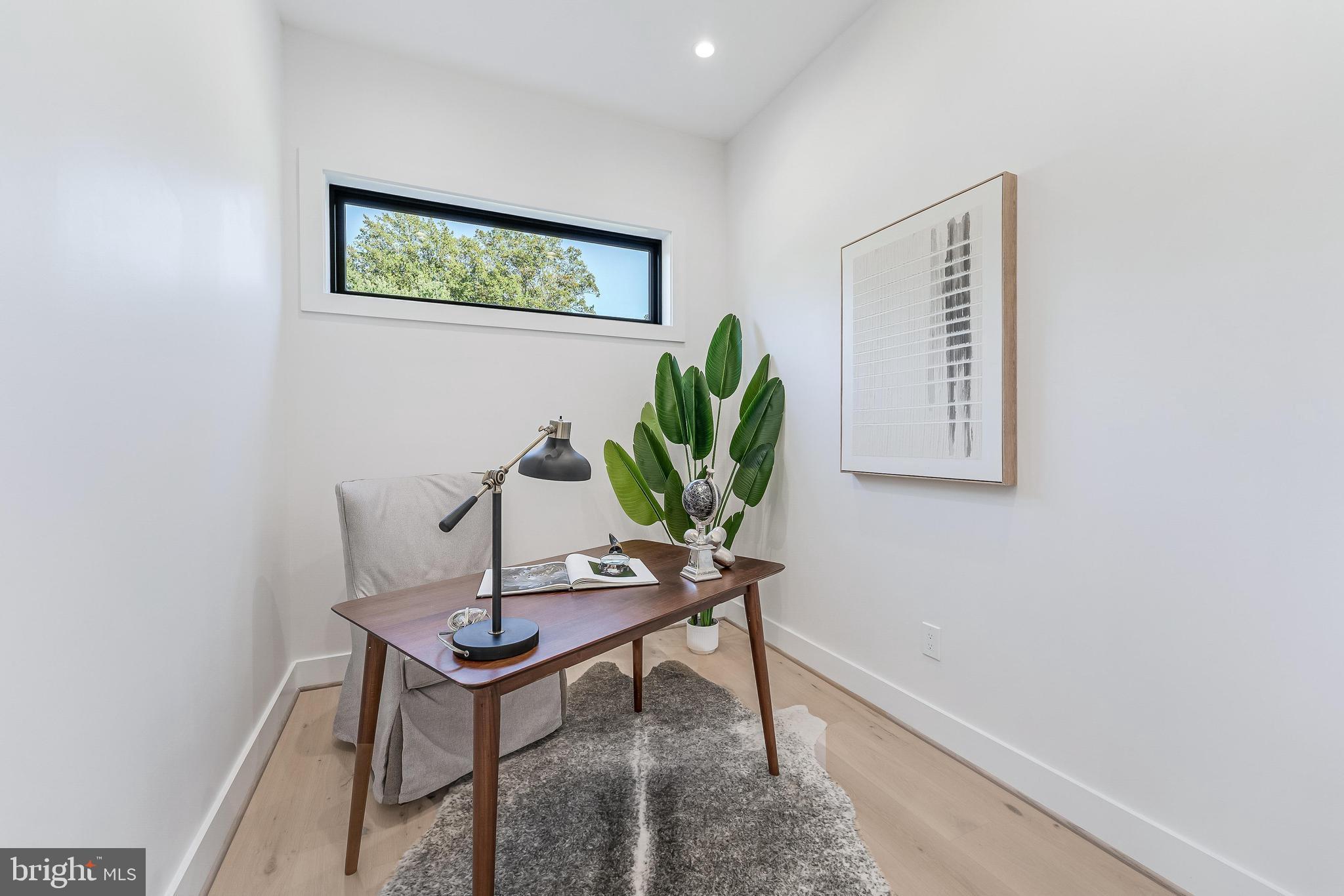 BEL AIR - Residential