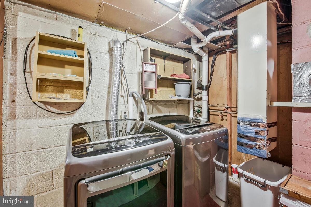 WASHINGTON SUBURBAN HOME - Residential