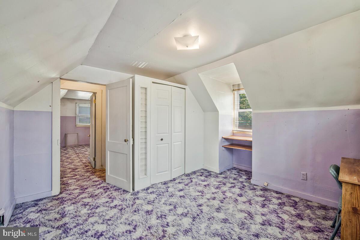 WASHINGTON SUBURBAN HOME - Residential