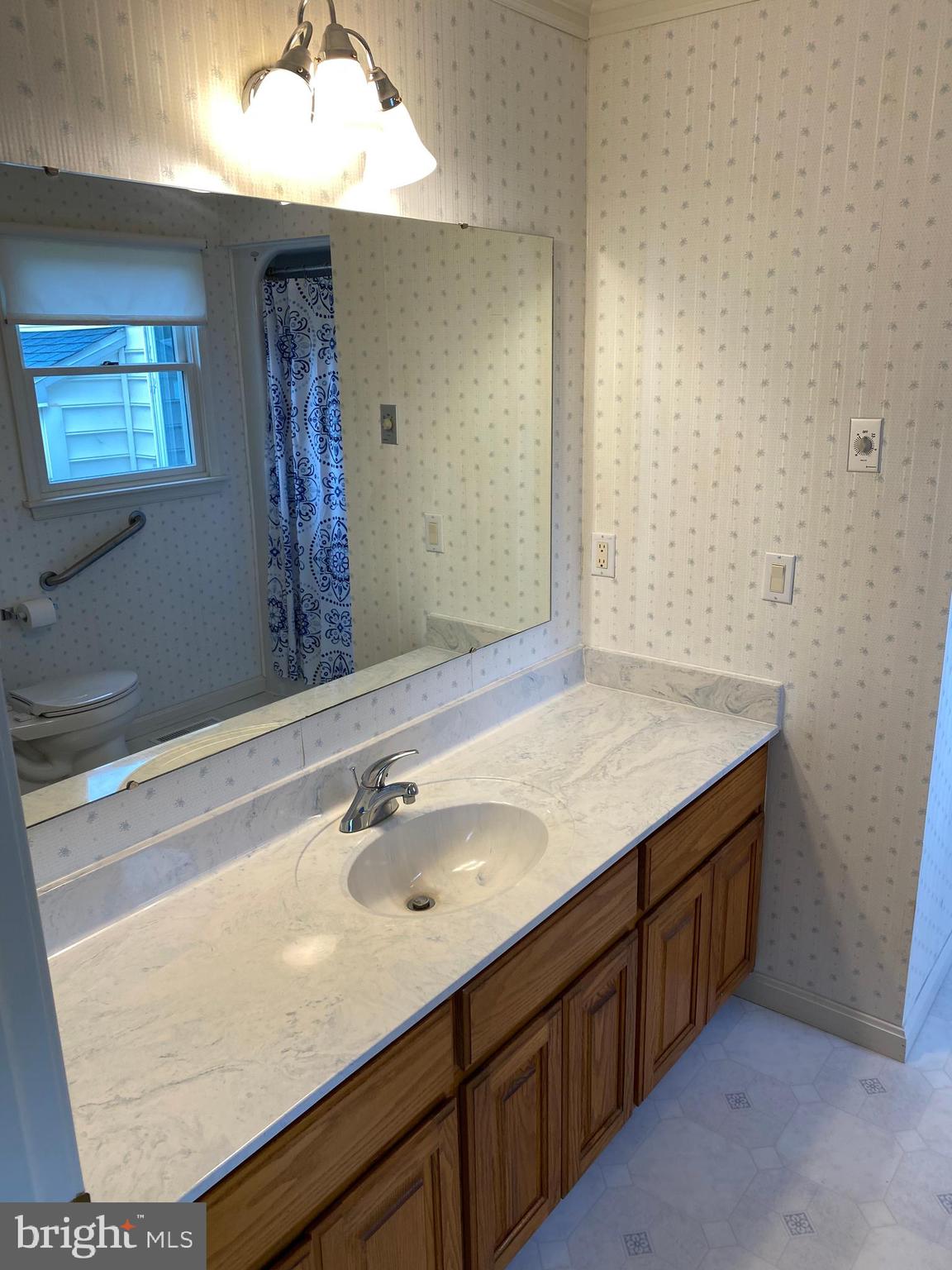 EDGEVIEW - Residential