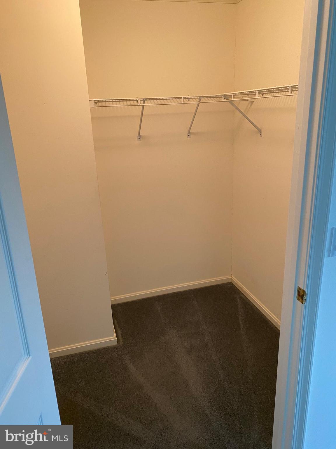 EDGEVIEW - Residential