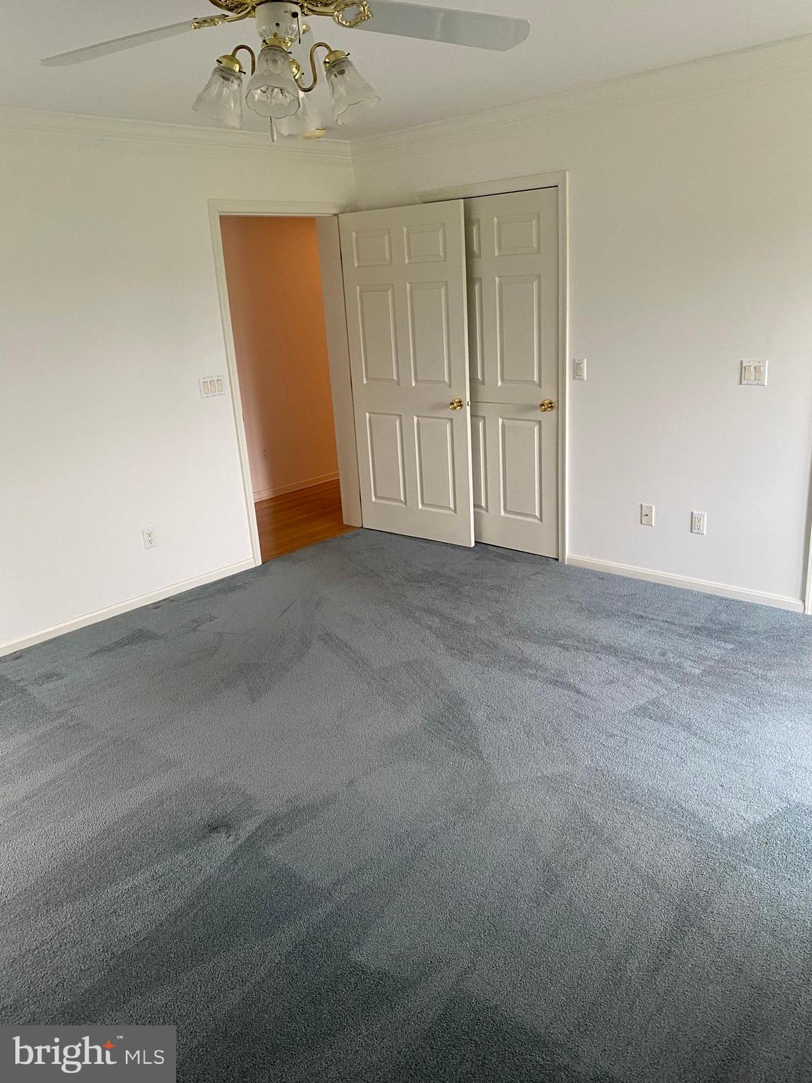 EDGEVIEW - Residential