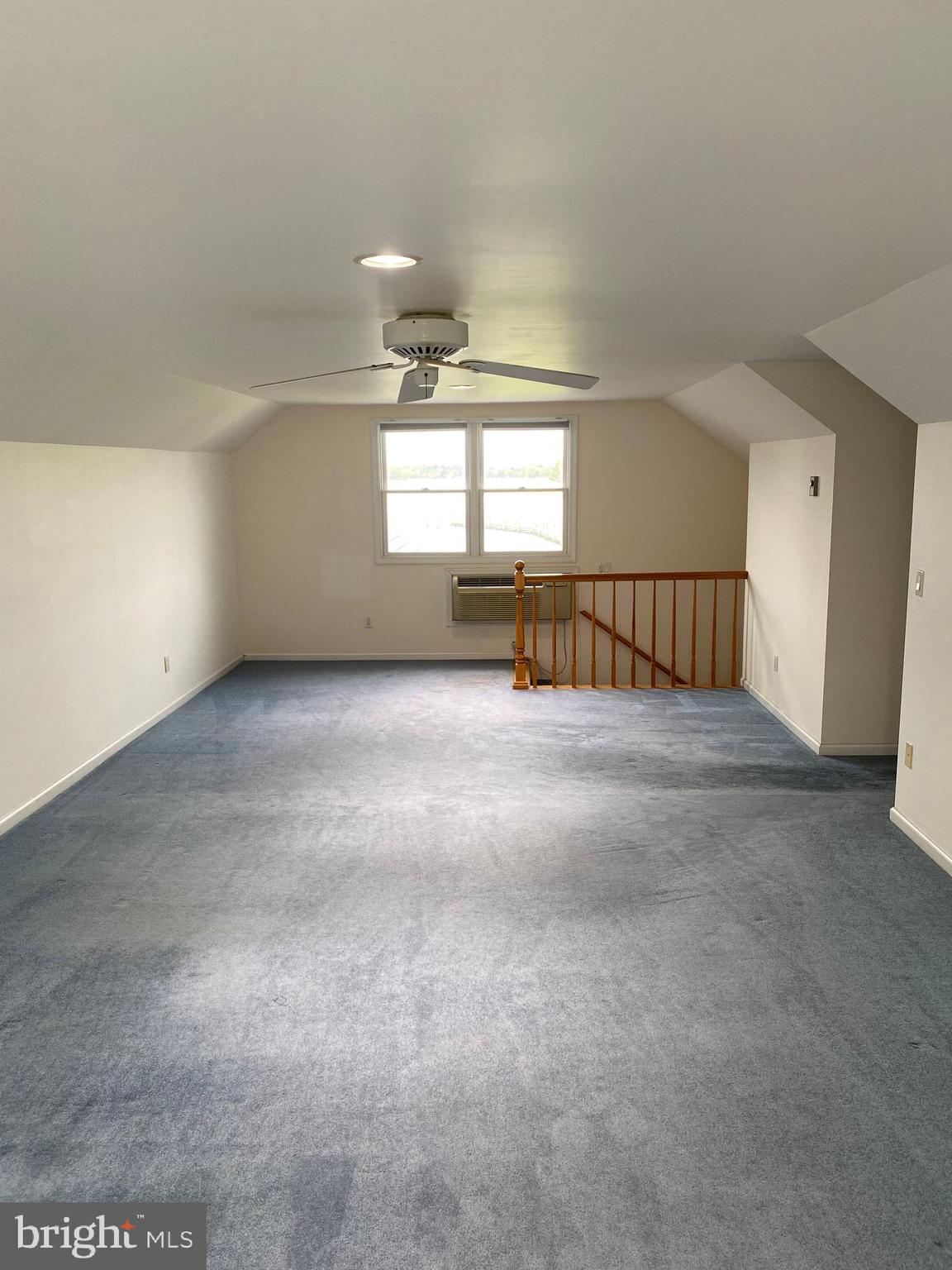 EDGEVIEW - Residential