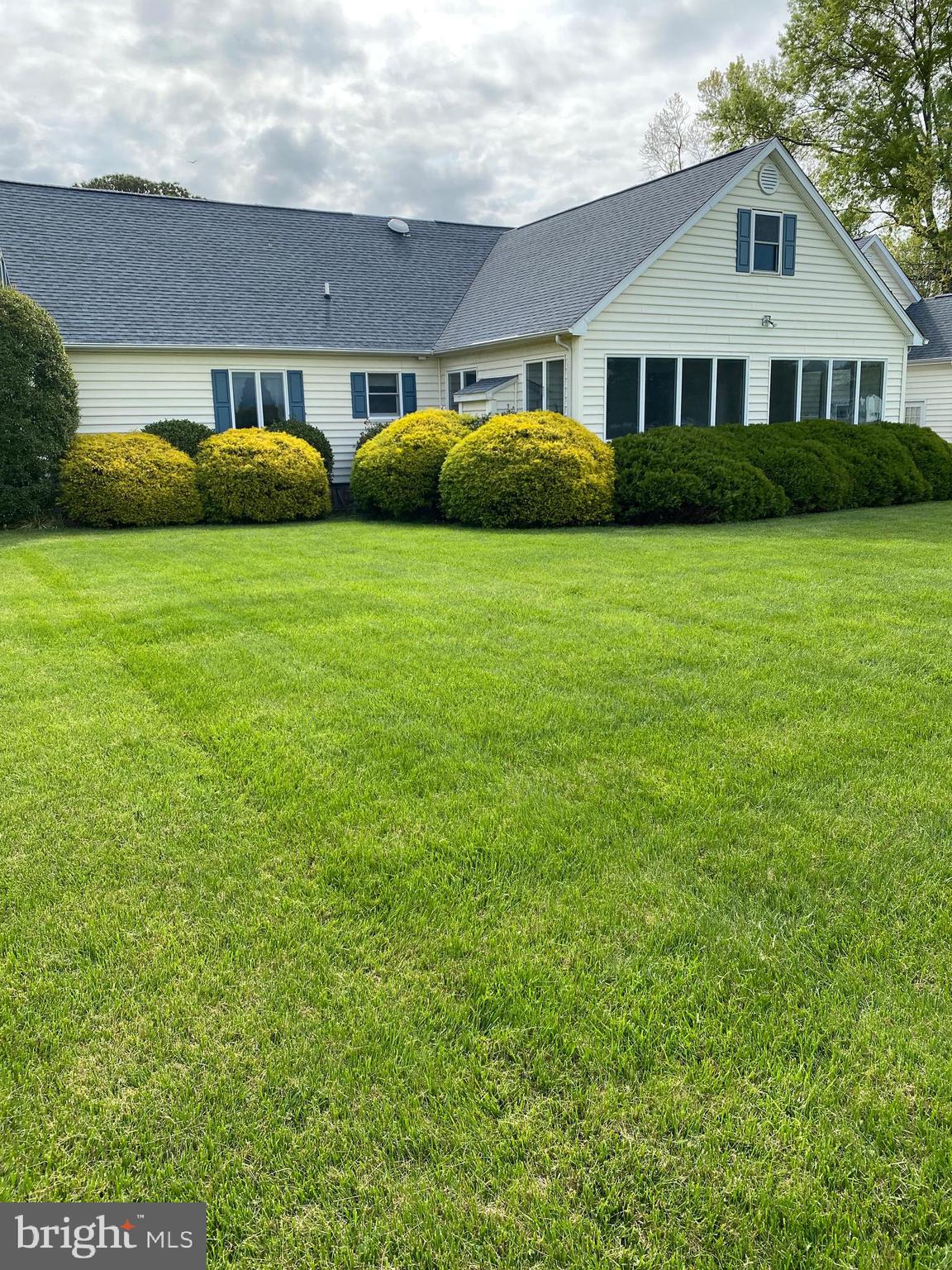 EDGEVIEW - Residential