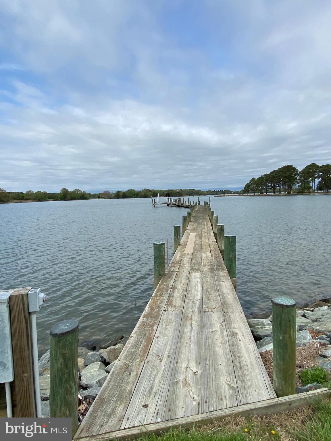 EDGEVIEW - Residential