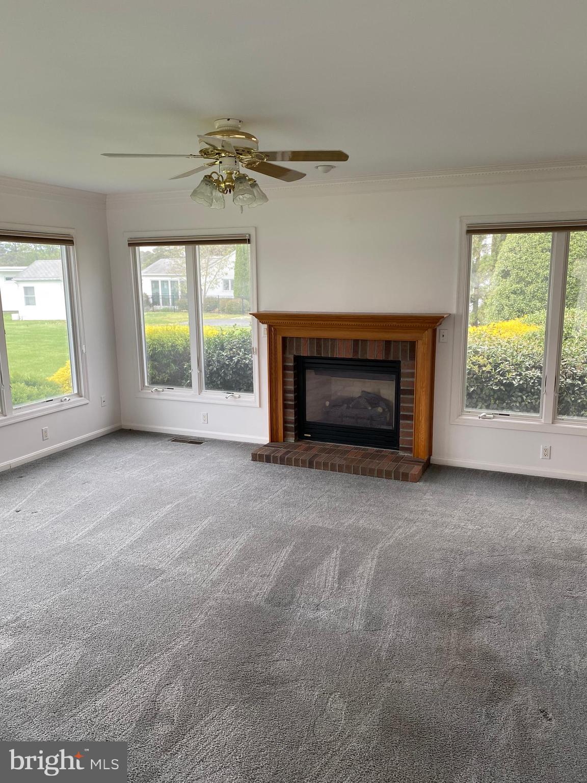 EDGEVIEW - Residential