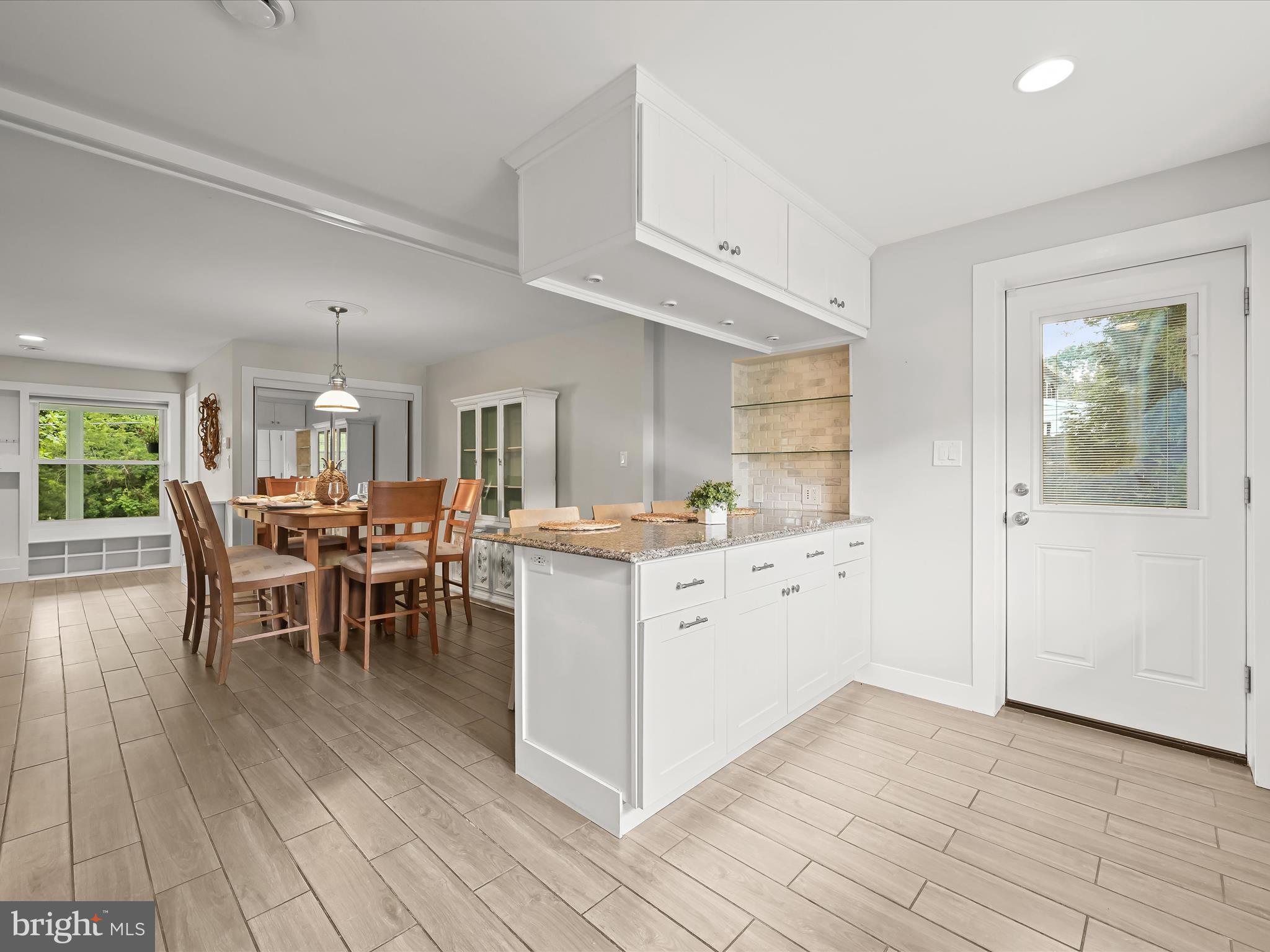 NORTH SHORE - Residential