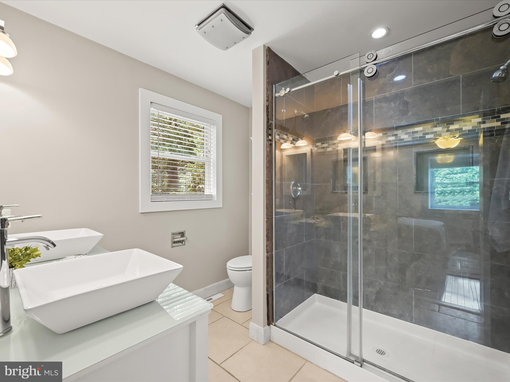 NORTH SHORE - Residential