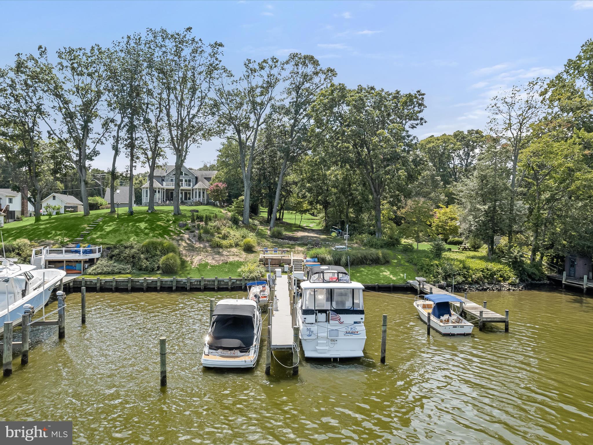 NORTH SHORE - Residential