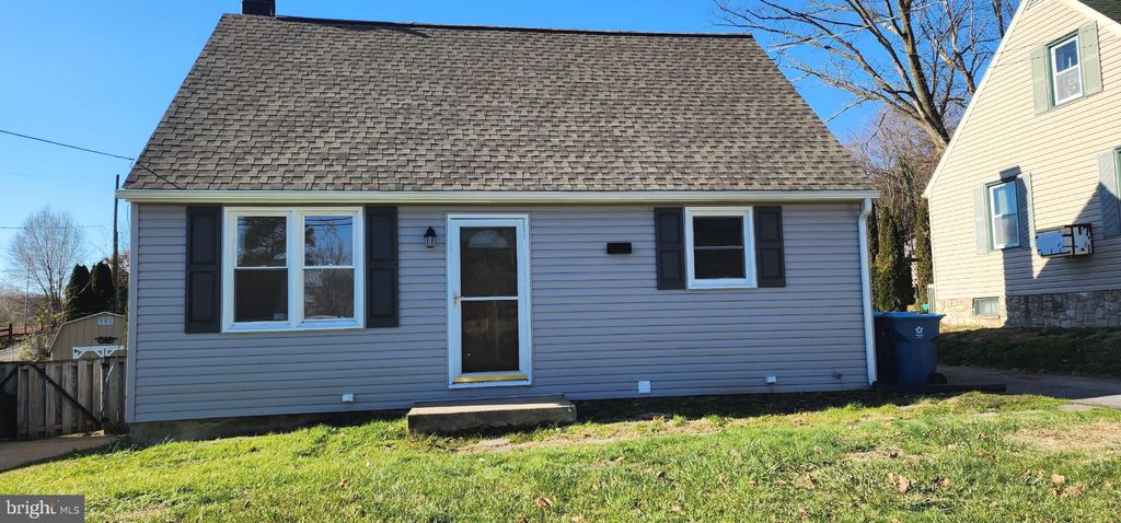 Photo of 712 S 15th Street, Columbia, PA 17512 (MLS # PALA2044594)