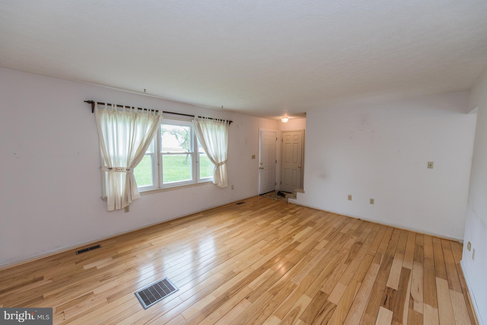 FAIRVIEW ESTATES - Residential