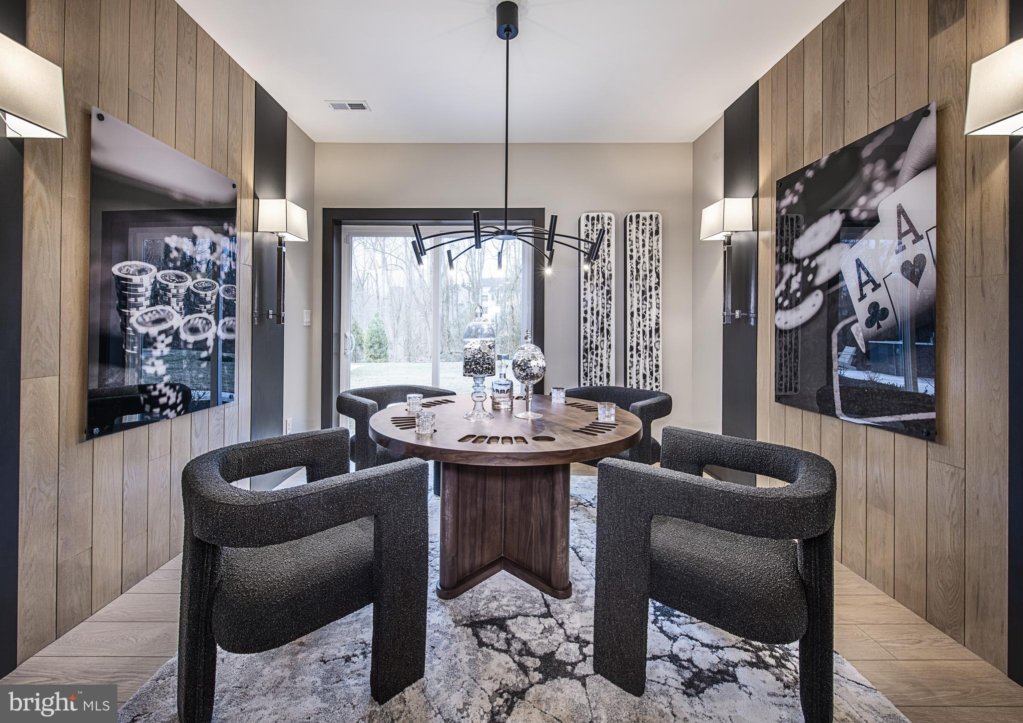 BRETON HILL - Residential