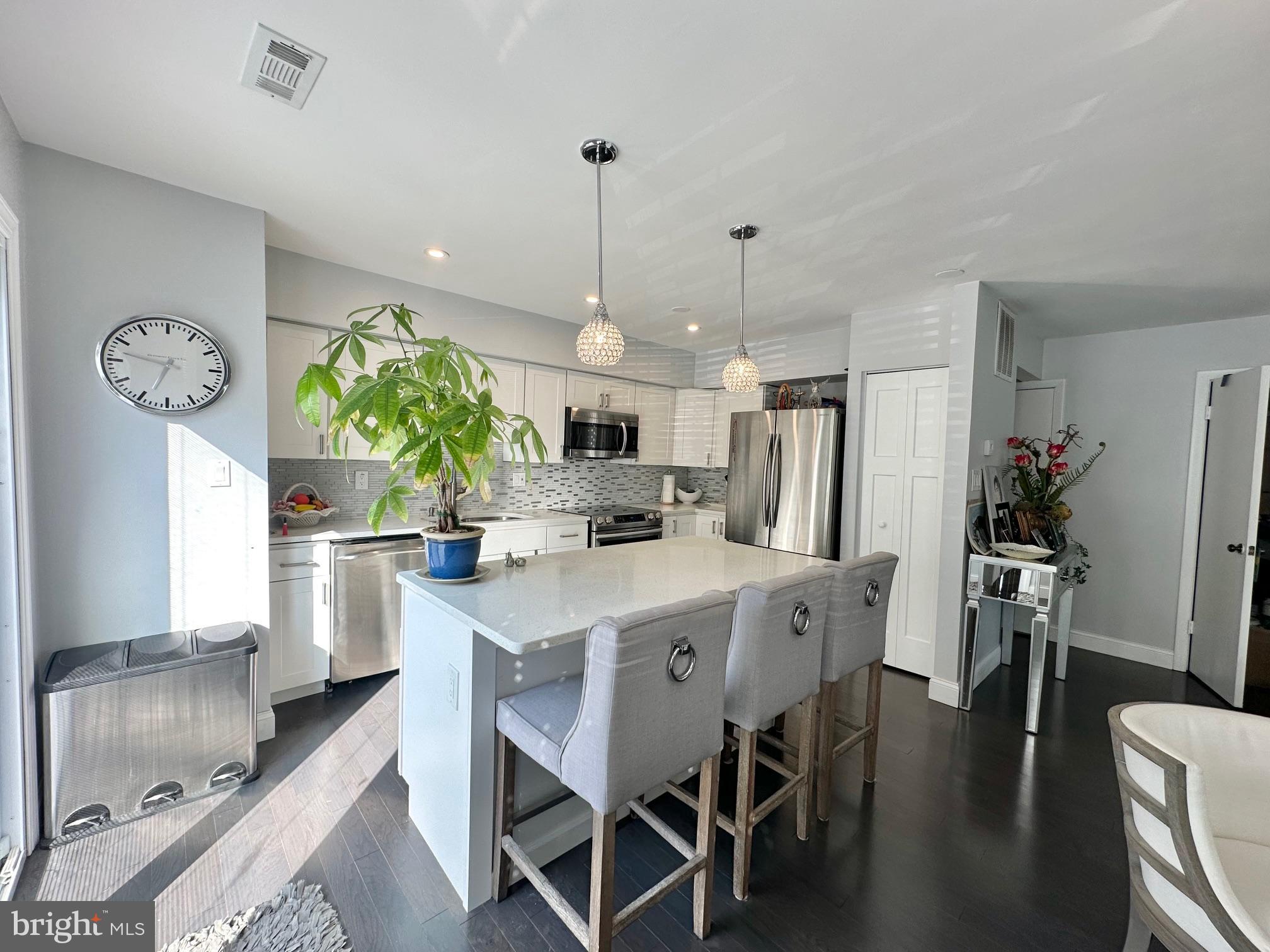 GREENFIELD COMMONS - Residential Lease