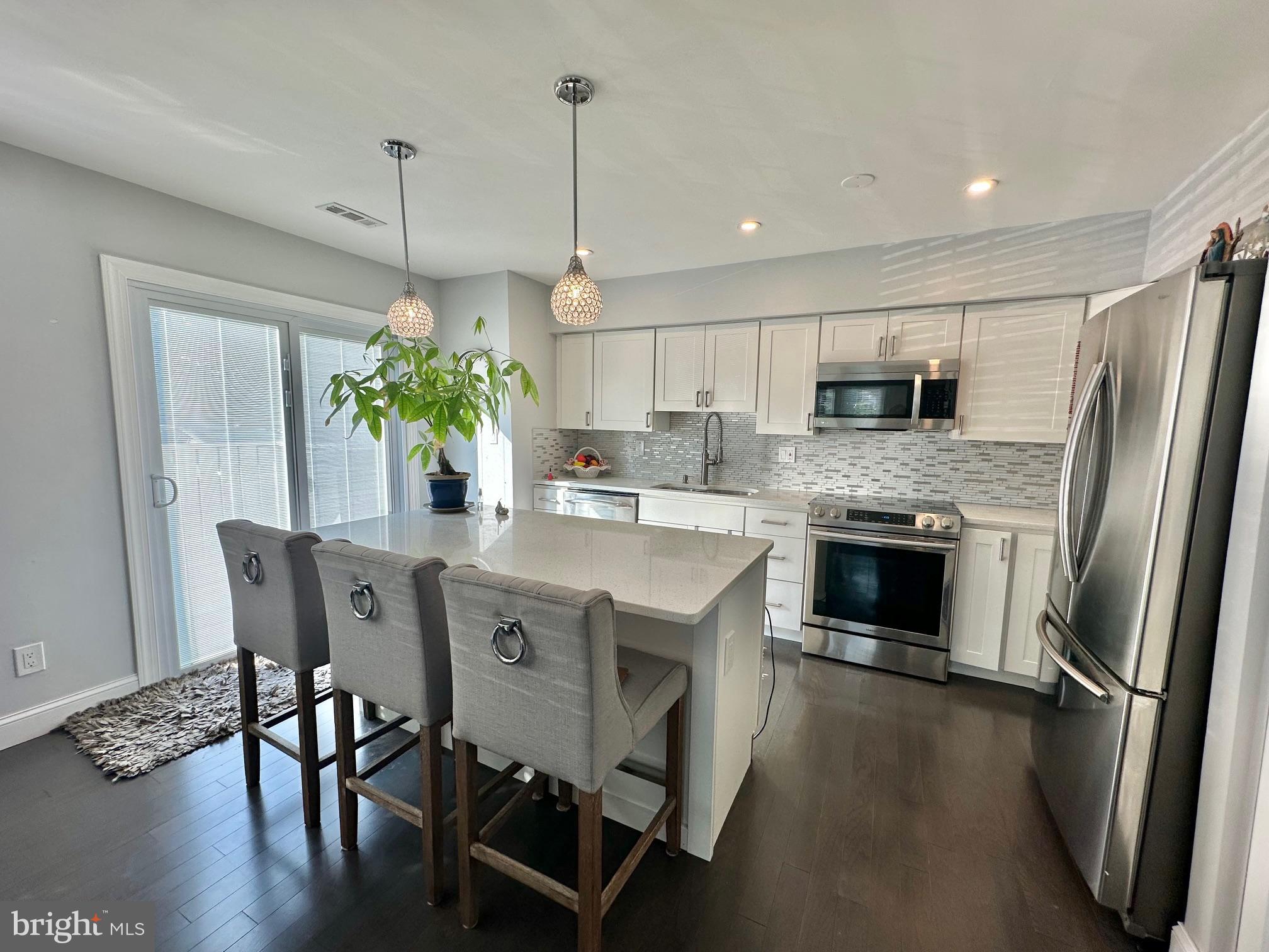 GREENFIELD COMMONS - Residential Lease