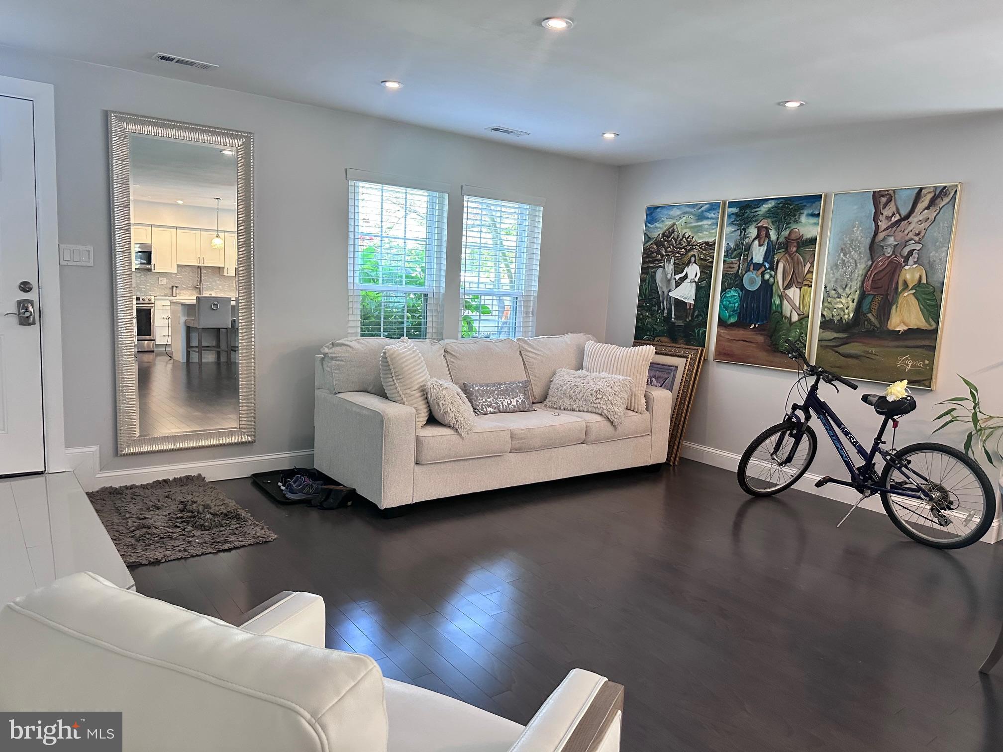 GREENFIELD COMMONS - Residential Lease