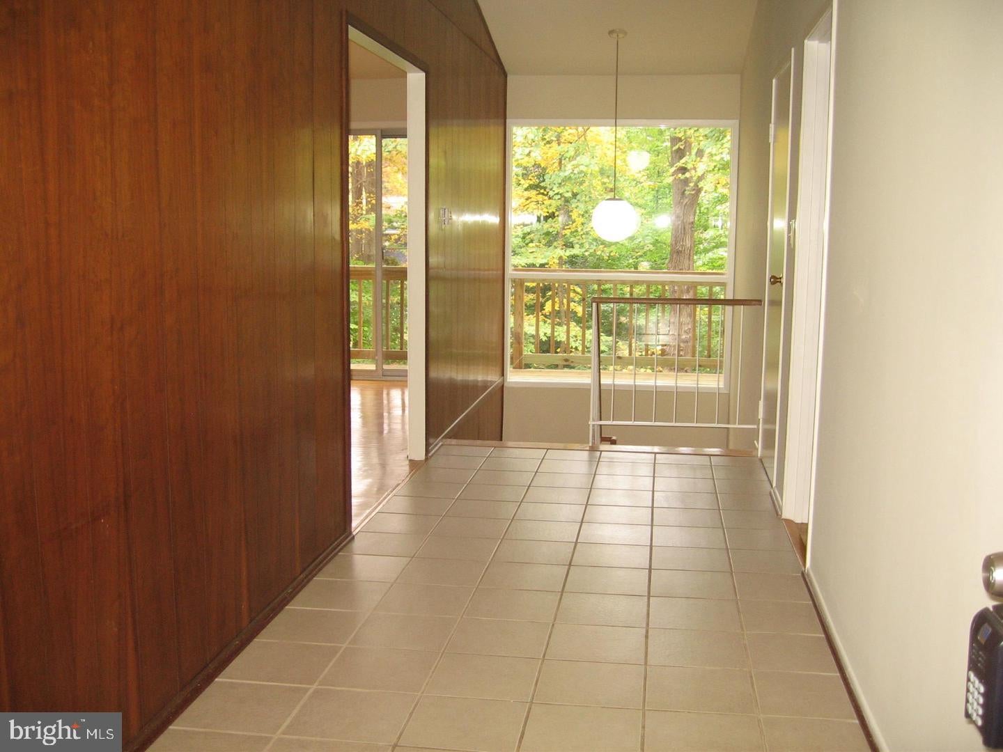 8 CARDEROCK COURT