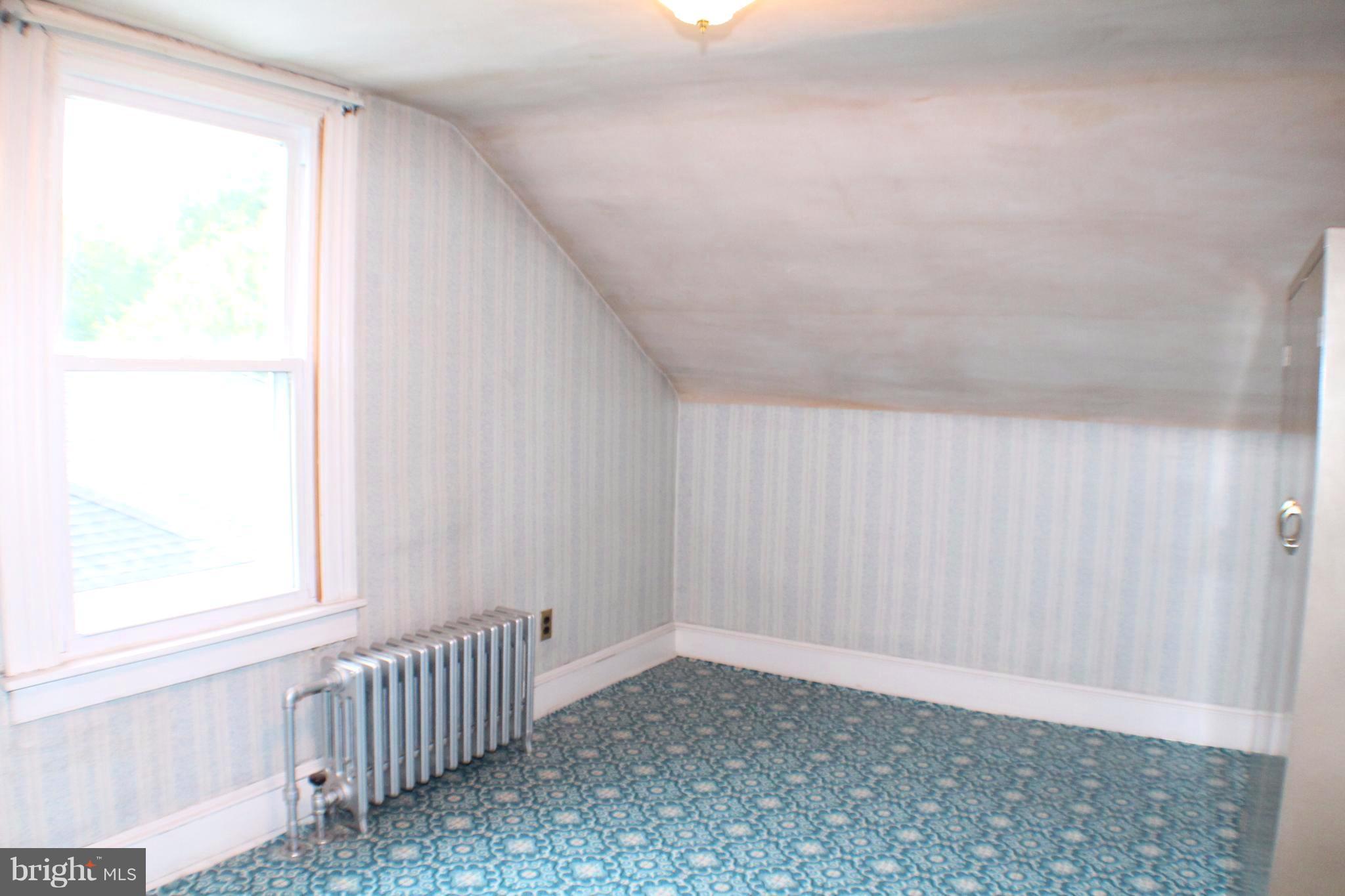 WEST HALETHORPE - Residential