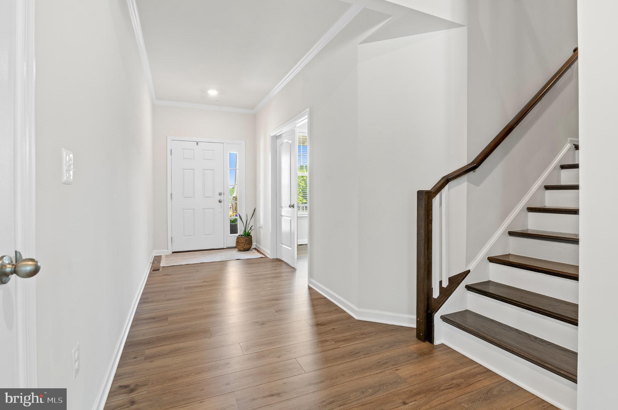 10711 MERIDIAN HILL WAY