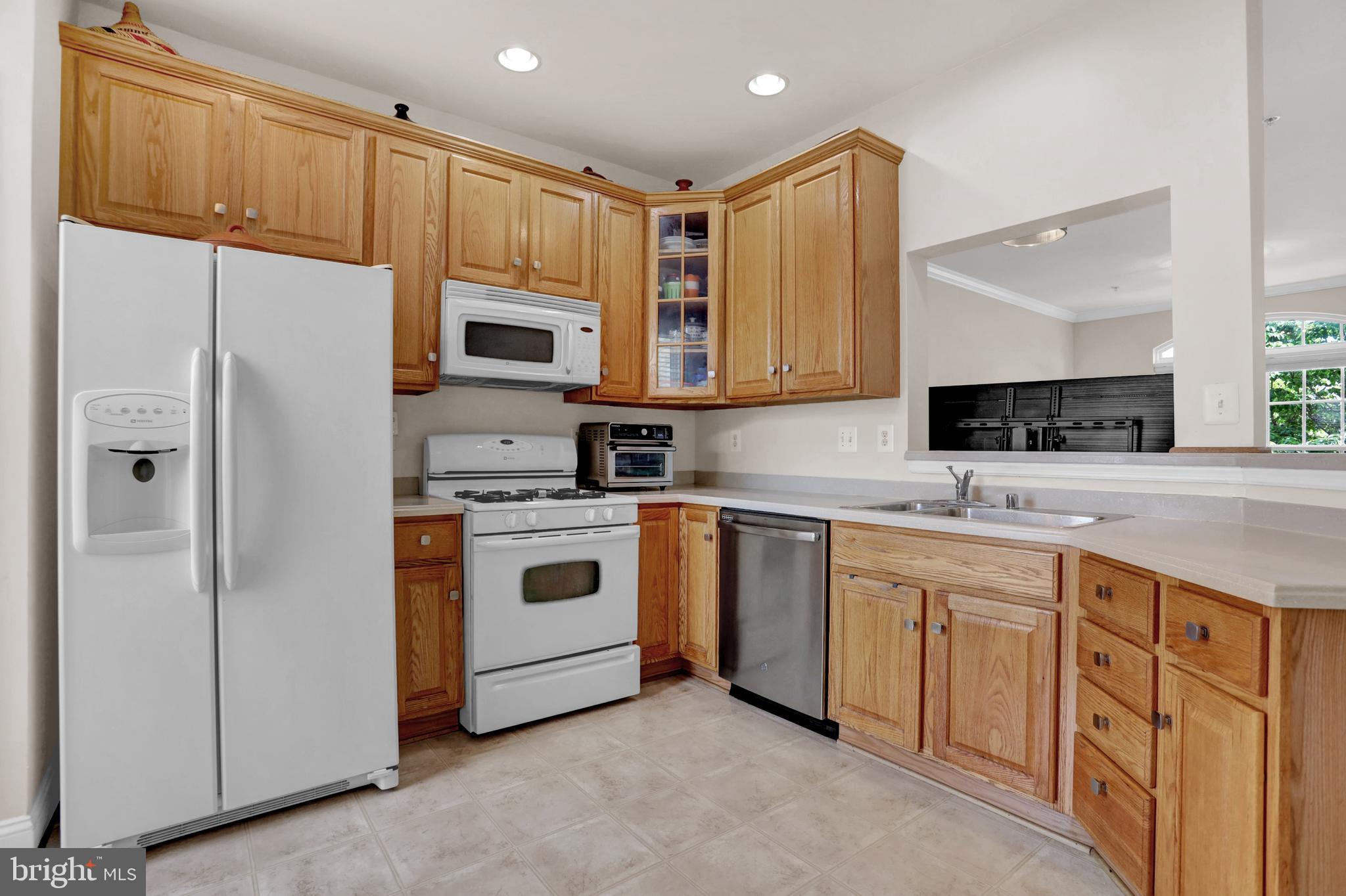 MONMOUTH MEADOWS - Residential